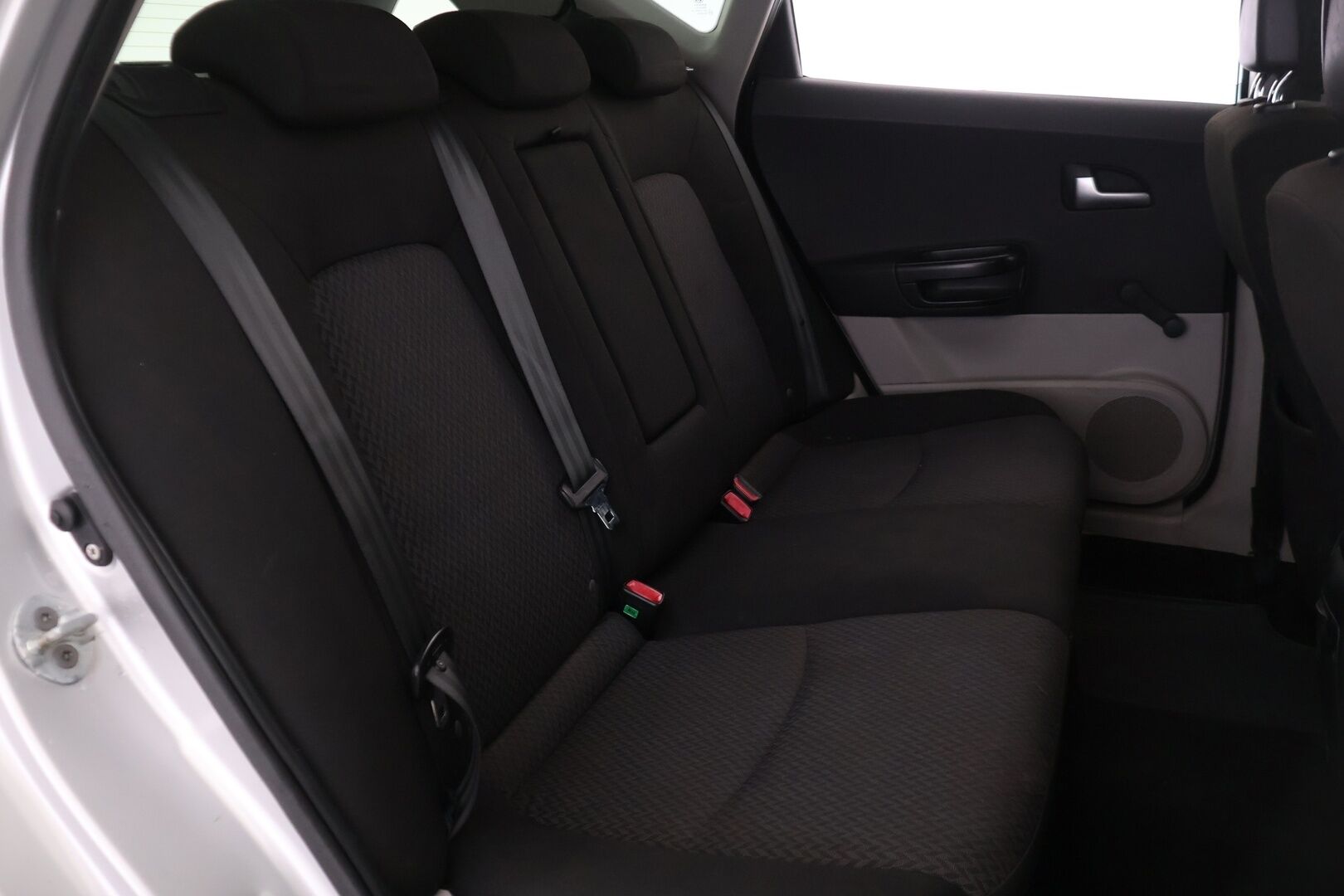 Kia cee'd 2008 1,6 CRDi EX SW *YritysOutlet - Myydään vain yrityksille - Lohkolämmitin sisäpistokkeella / kahdet renkaat / Suomi-auto / Vähän ajettu / Koukku / 12/25 katsastettu