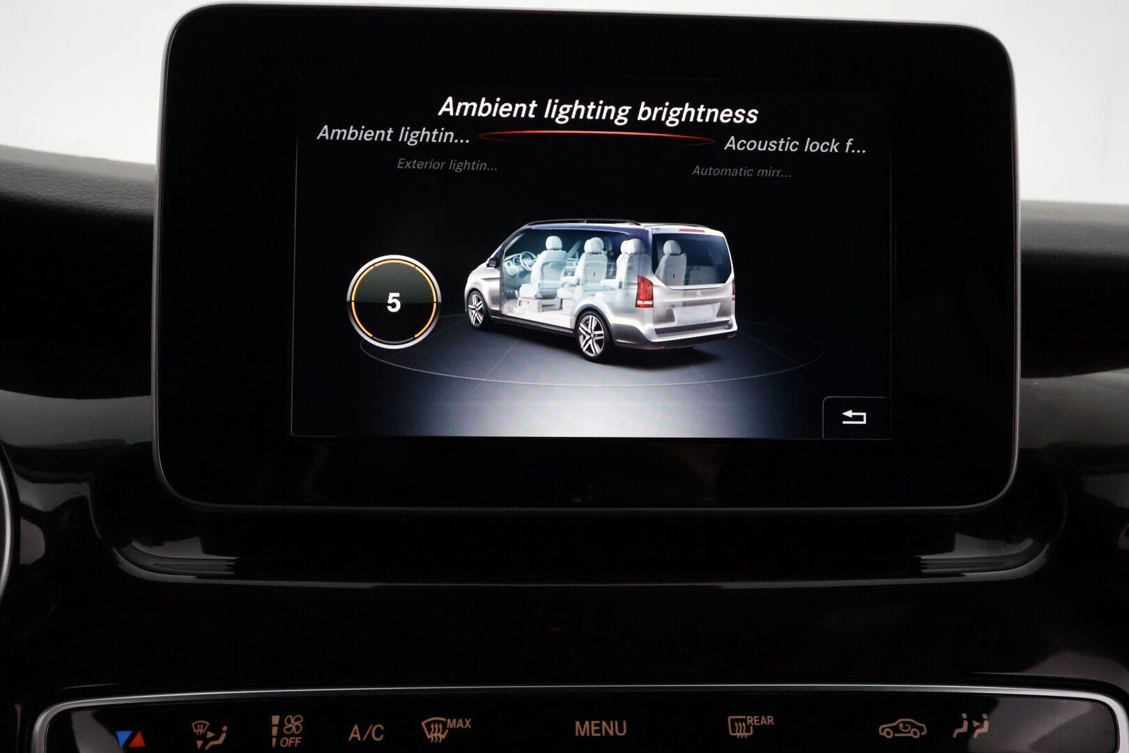 Mercedes-Benz V 2017 250 d pitkä A3 A*Webasto / 8-paikkainen / nahat / ILS / Koukku* - 3,99 % KORKOTARJOUS TÄHÄN AUTOON - 