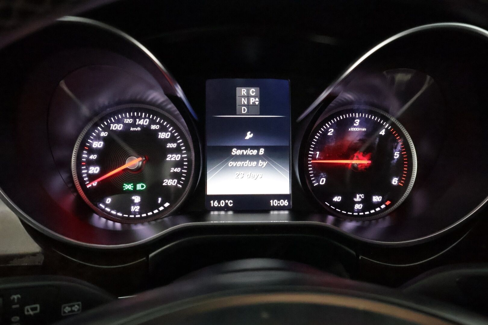 Mercedes-Benz V 2017 250 d pitkä A3 A*Webasto / 8-paikkainen / nahat / ILS / Koukku* - 3,99 % KORKOTARJOUS TÄHÄN AUTOON - 
