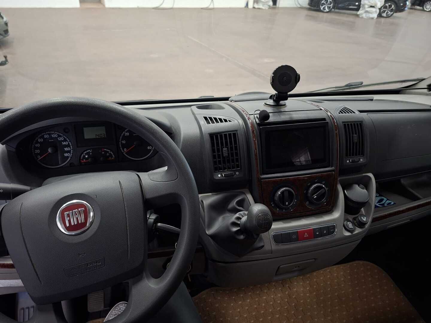 FIAT Hobby BUI707 Viseo 2010 D 650 ES Matkailuauto (SA) 3ov 2287cm3