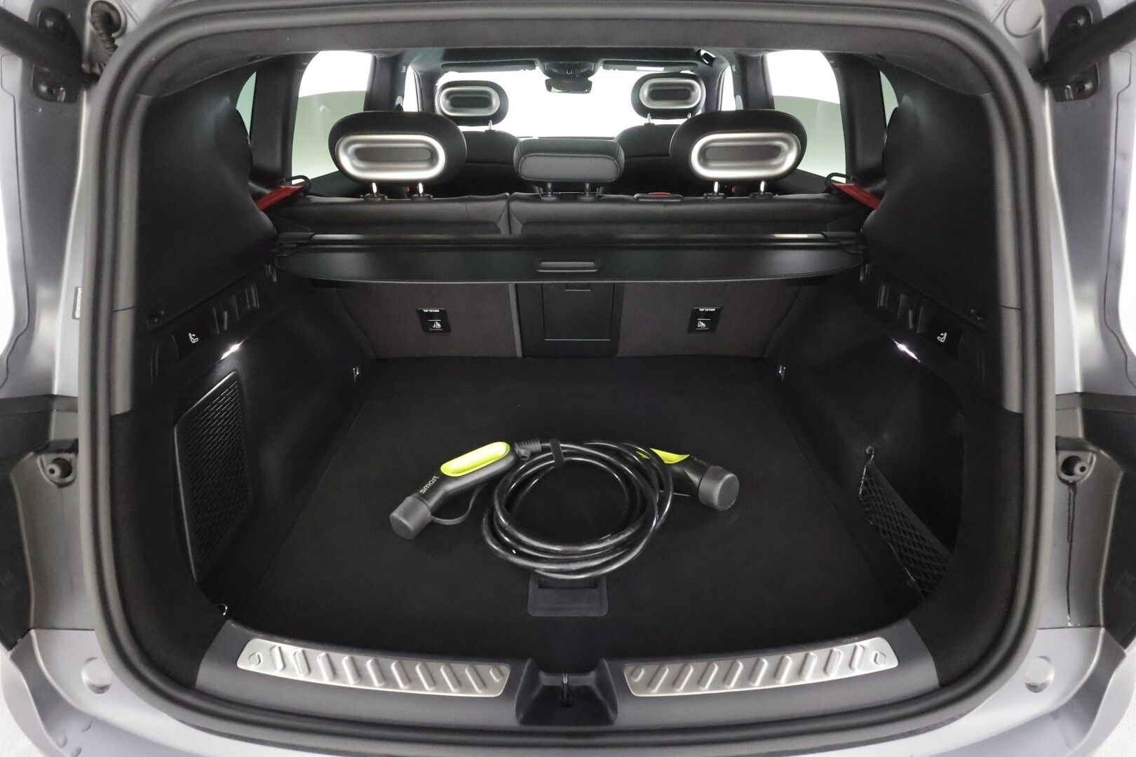 Smart #5 2025 475 kW AWD Brabus - ACC | ILP | Sennheiser | HUD | 360° | Lasikatto | CyberSparksLED+ | Ilmastoidut penkit | Sähköpenkit | Akustiikkalasit | OLED-näytöt | Rocket Launch | Huippuhieno