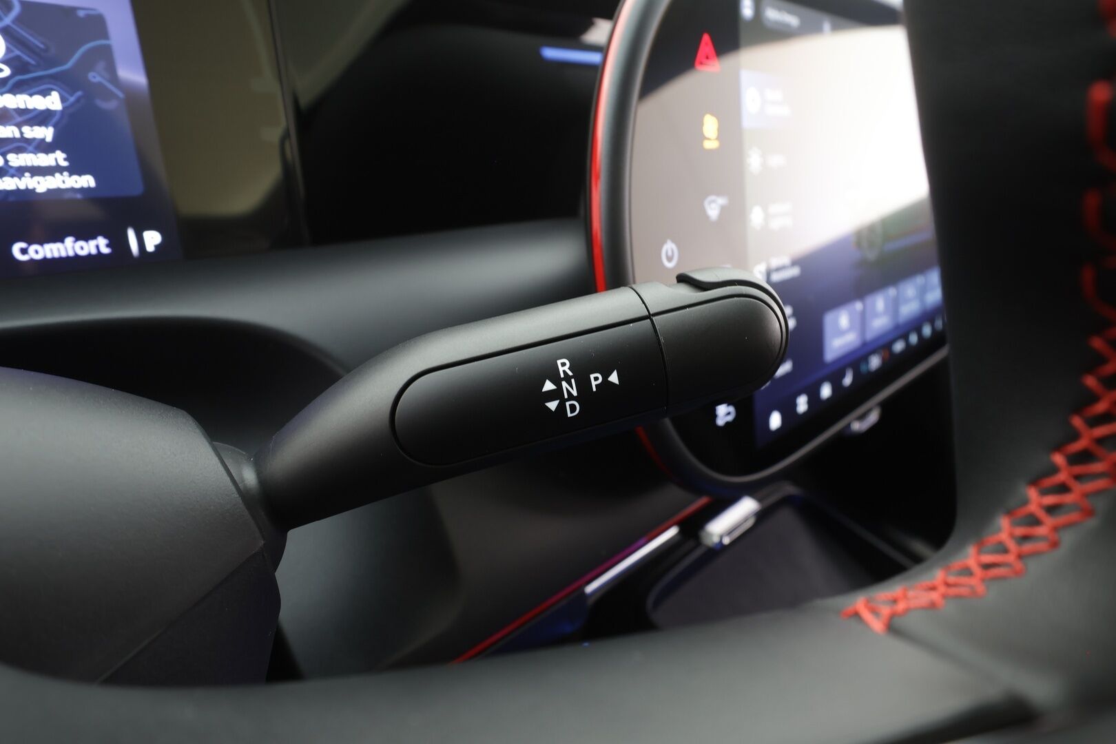 Smart #5 2025 475 kW AWD Brabus - ACC | ILP | Sennheiser | HUD | 360° | Lasikatto | CyberSparksLED+ | Ilmastoidut penkit | Sähköpenkit | Akustiikkalasit | OLED-näytöt | Rocket Launch | Huippuhieno
