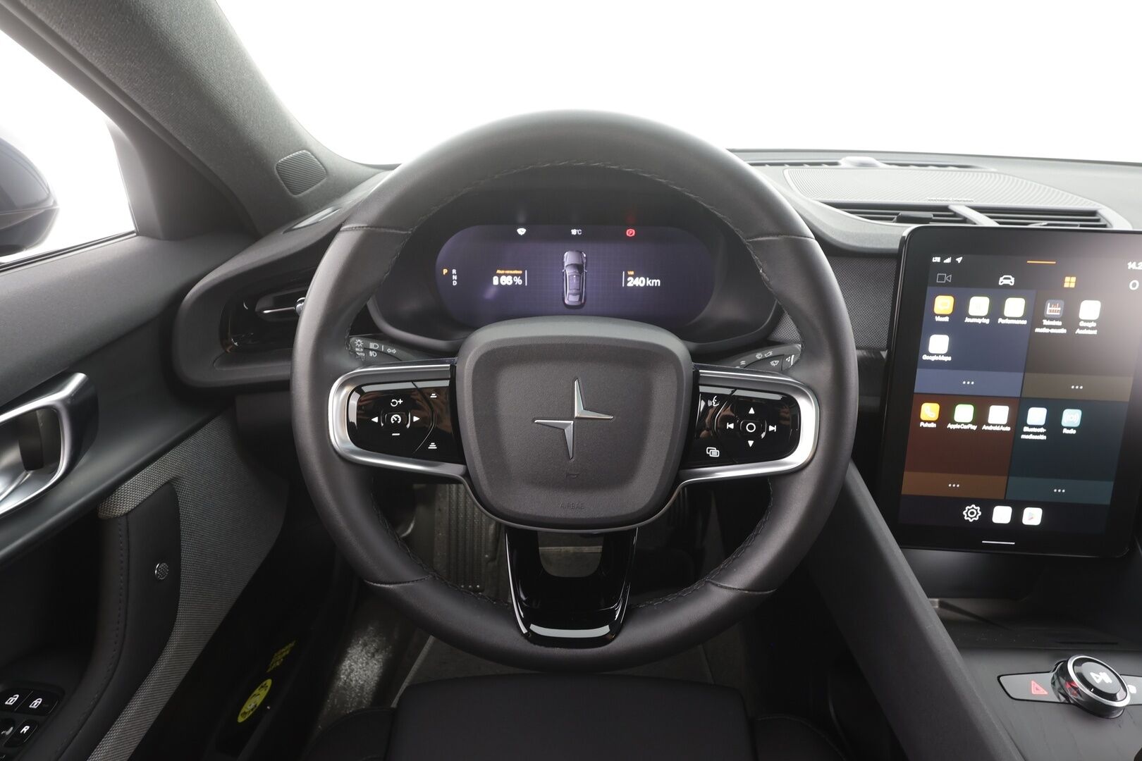 Polestar 2 2020 Long Range Dual Motor, 300kW, 78kWh - | Pilot & Plus | ACC | H&K | Pixel-LED | 360° | Muistipenkki | Sporttipenkit | Lasikatto | 