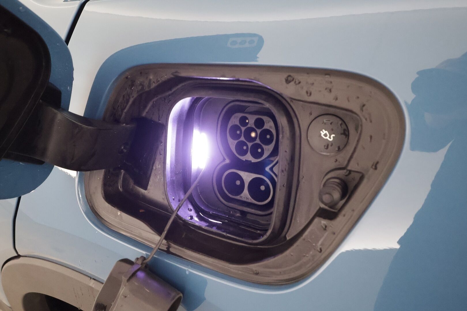 Volvo C40 2022 Recharge Twin Launch Edition aut  - | ACC | ILP | Pixel-LED | H&K | 360° | Lasikatto | Koukku | Muistipenkki | Pilot assist | 