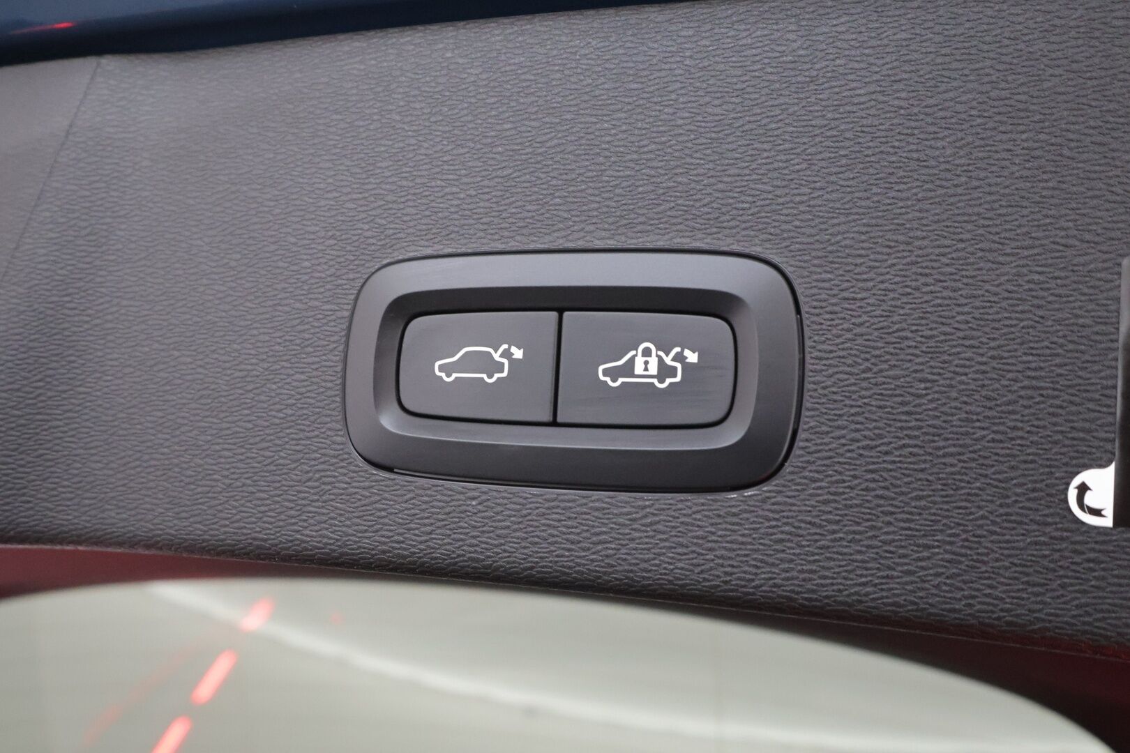 Volvo C40 2022 Recharge Twin Launch Edition aut  - | ACC | ILP | Pixel-LED | H&K | 360° | Lasikatto | Koukku | Muistipenkki | Pilot assist | 