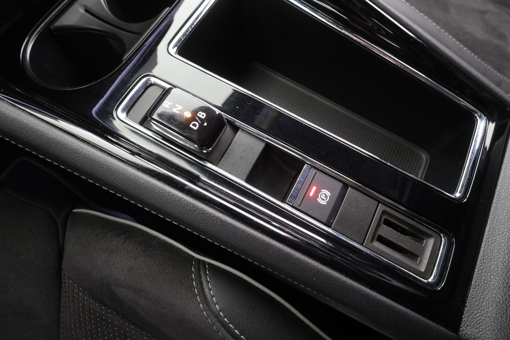 SKODA ENYAQ 2022 80x Sportline - | ACC | ILP | HUD | 360° | Matrix | Muistipenkki | Crystal-maski | Nahka-alcantara | Ambient | DCC | 