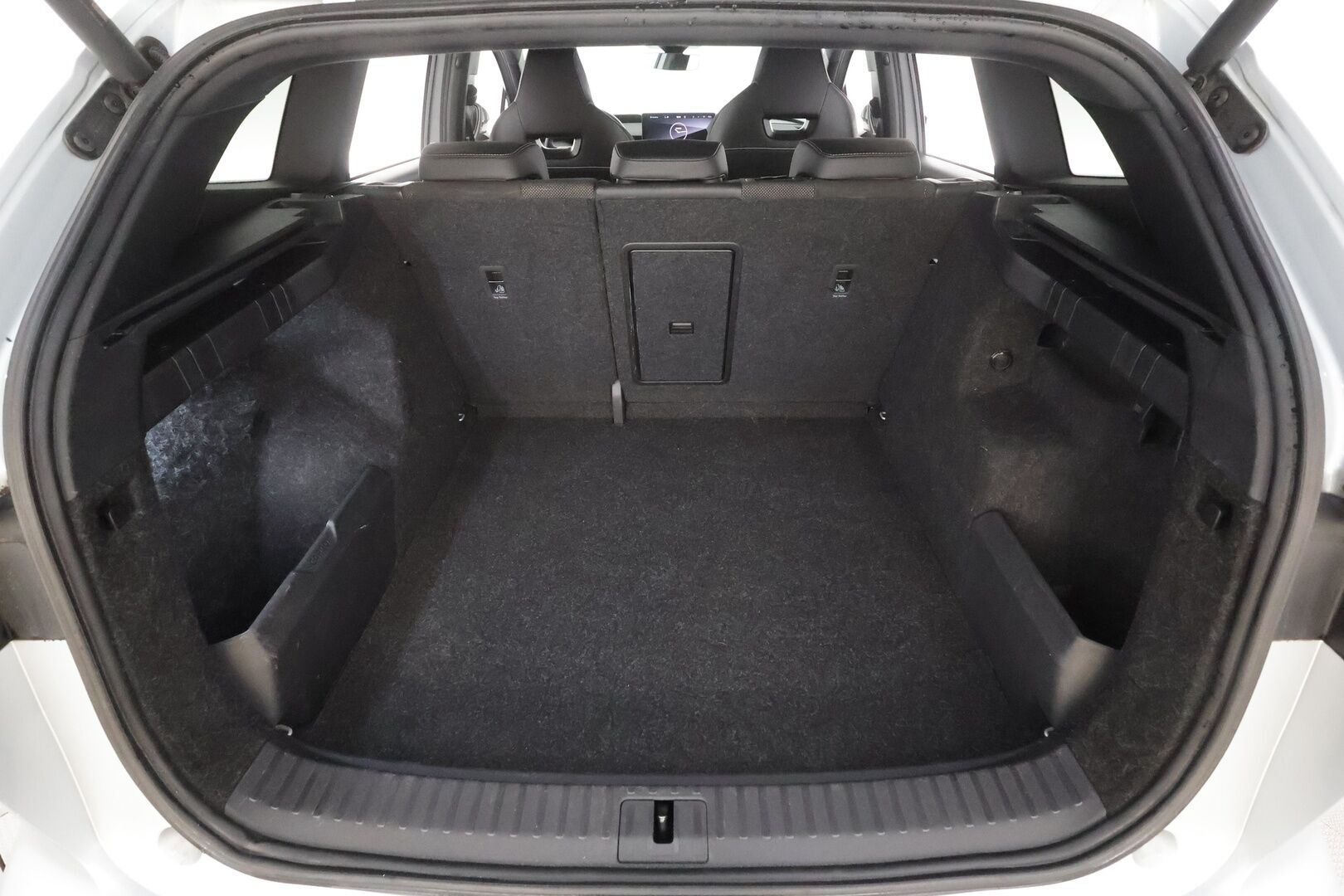 SKODA ENYAQ 2022 80x Sportline - | ACC | ILP | HUD | 360° | Matrix | Muistipenkki | Crystal-maski | Nahka-alcantara | Ambient | DCC | 