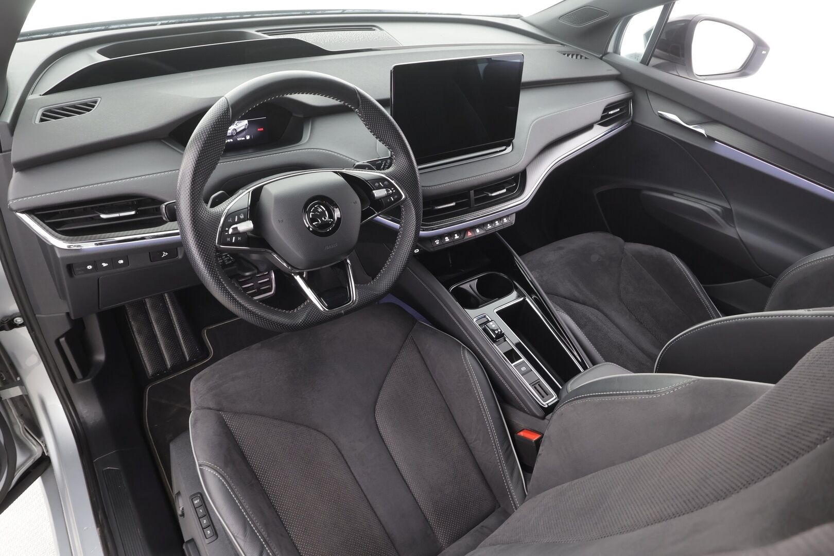 SKODA ENYAQ 2022 80x Sportline - | ACC | ILP | HUD | 360° | Matrix | Muistipenkki | Crystal-maski | Nahka-alcantara | Ambient | DCC | 