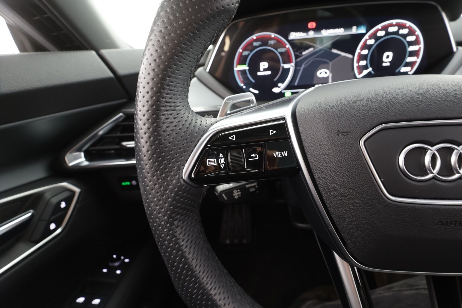 AUDI E-TRON GT 2024 60 quattro - Lämpöpumppu | B&O | Adapt.Vakkari | Panorama | Nahka-Alcantara Digimittari | Huippuvarusteet | MY24 Facelift | Upea!
