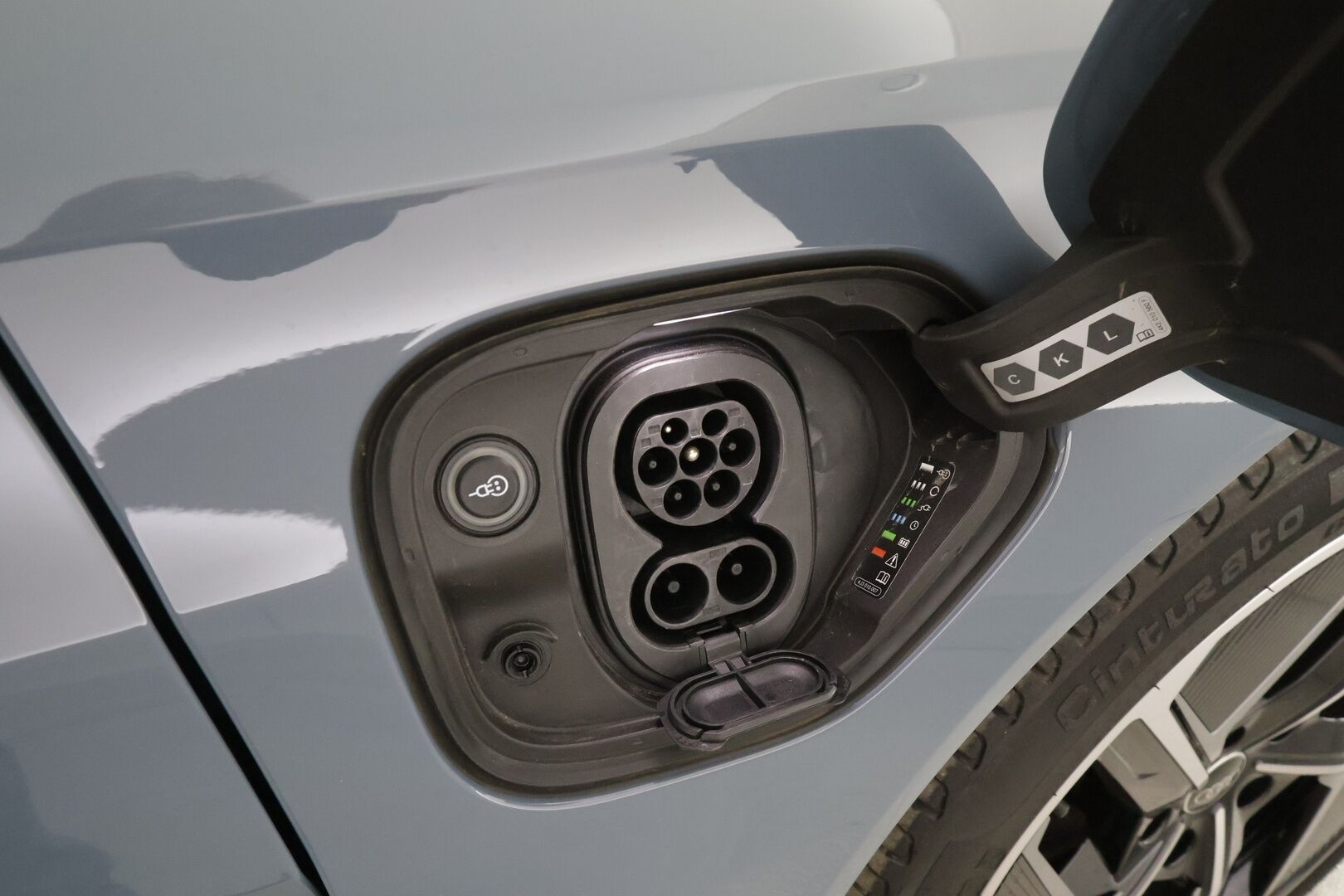 AUDI E-TRON GT 2024 60 quattro - Lämpöpumppu | B&O | Adapt.Vakkari | Panorama | Nahka-Alcantara Digimittari | Huippuvarusteet | MY24 Facelift | Upea!