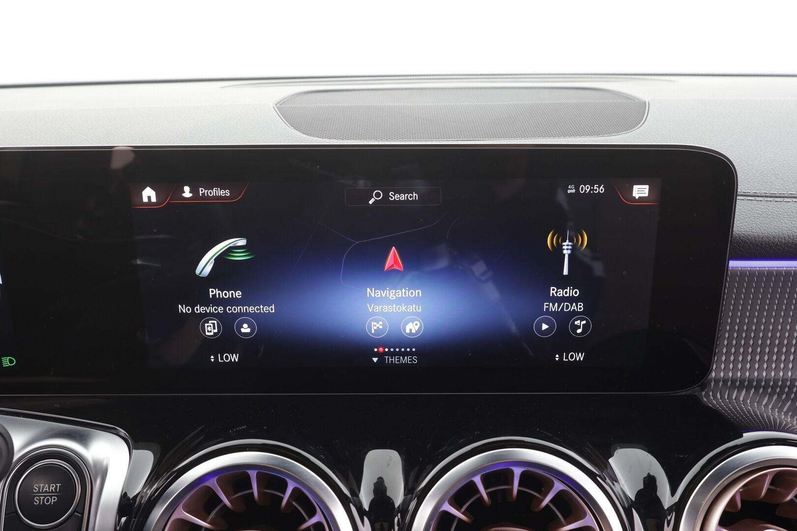 MERCEDES-BENZ EQB 2022 300 4MATIC Business 7-Paik. - | Panorama | Vakkari | P.Kamera | Puolinahat | Midline | Navi | LED | Keyless | Widescreen | Sähköluukku | Merkkihuollettu |