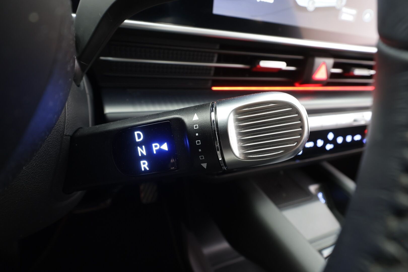 HYUNDAI IONIQ 6 2023 77 kWh 325 hv AWD First Edition - | ACC | ILP | 360° | HUD | BOSE | Matrix | Kattoluukku | Muistipenkki | Relax penkit | Ambient | Sähk. takaluukku | Juuri huollettu!