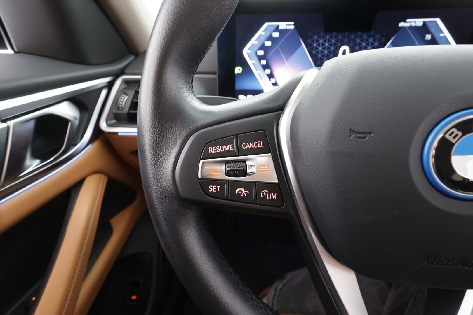 BMW I4 2023 eDrive35 - | ACC | Lisälämmitin | P.Kamera | Widescreen | Sporttipenkit | LED | Nahat | Apple&Android | Merkkihuollettu | Koti&Kauppalaturi |