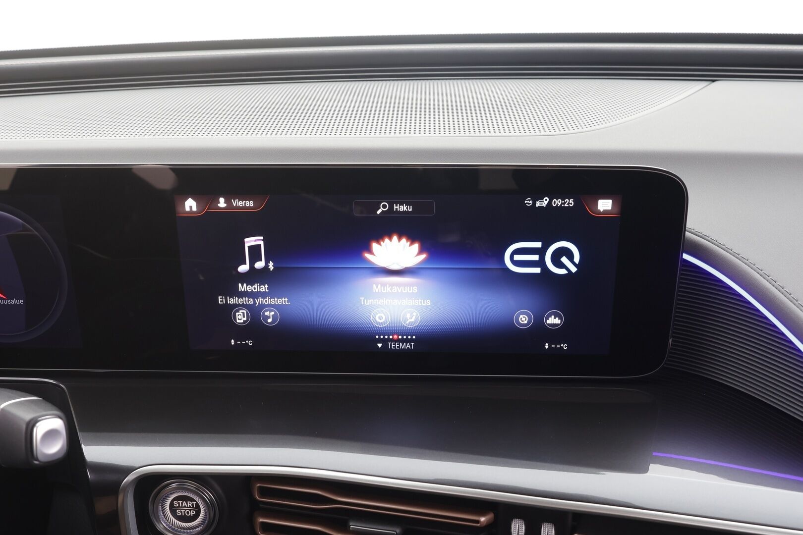 MERCEDES-BENZ EQC 2023 400 4MATIC Premium Business - | ACC | ILP | Distronic+ | Multibeam | 360° | Kattoluukku | Koukku | Sporttipenkit | Nahat | Ambient | Sähk. takaluukku | 