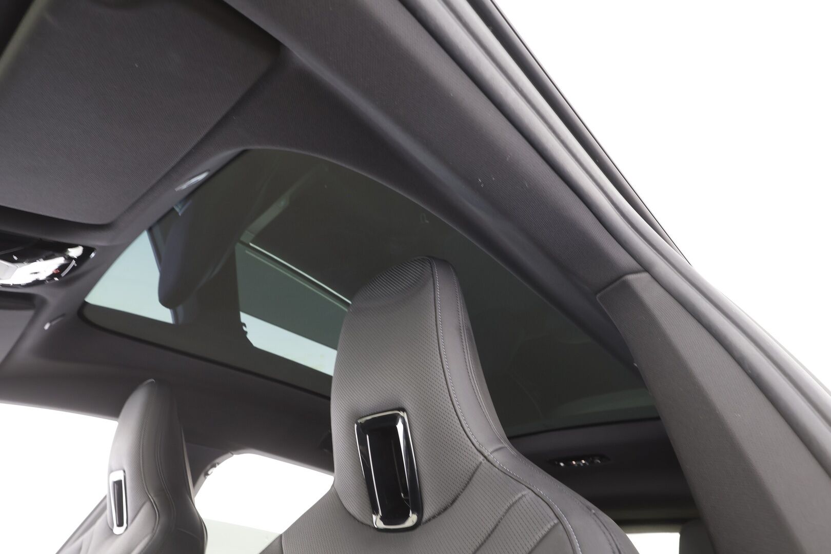 BMW iX 2022 xDrive40 - | ACC | Lisälämmitin | Koukku | Sky lounge | HUD | Widescreen | H/K | 360 Kamera | Comfort access | Nahat Muistilla | Merkkihuollettu |