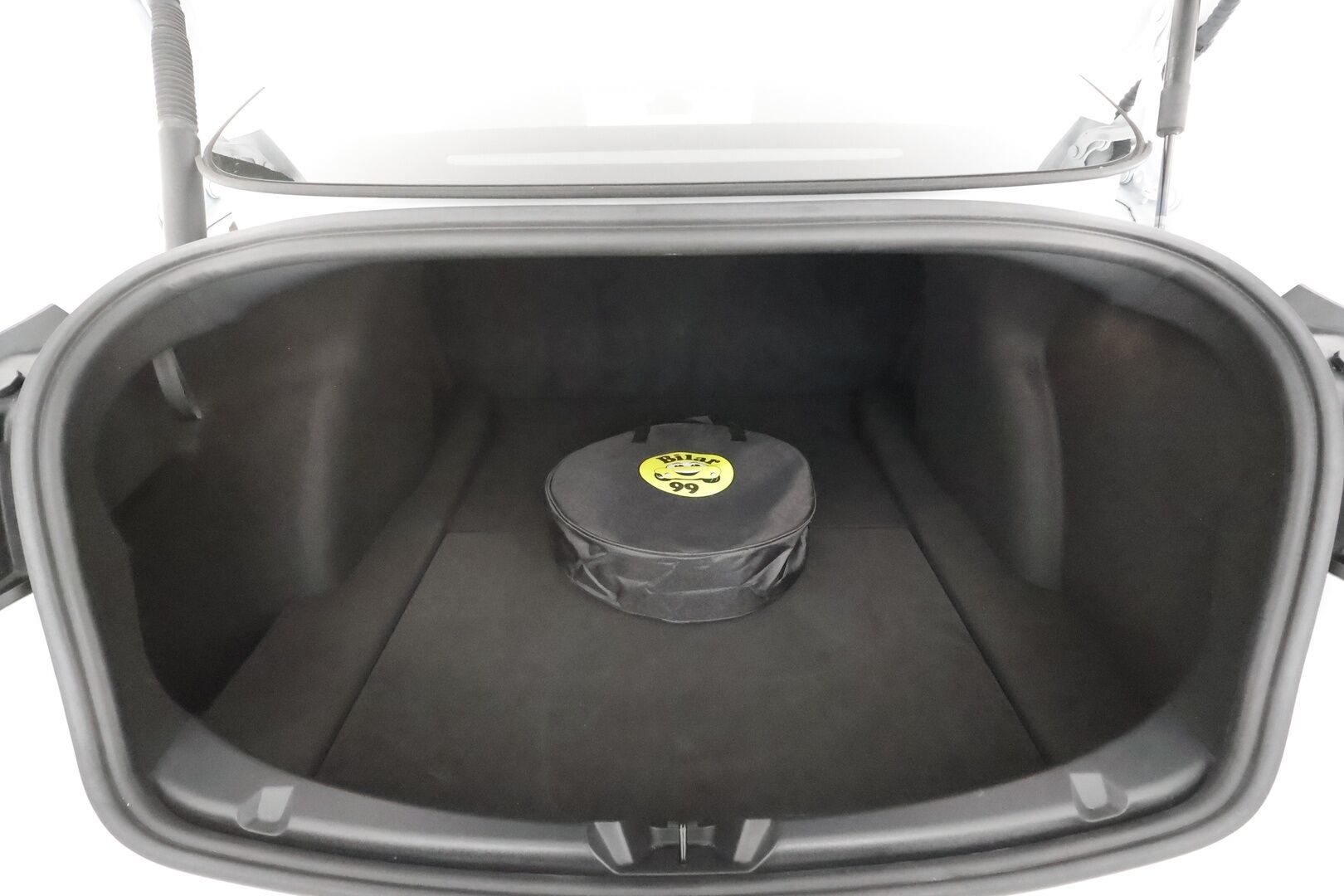 TESLA MODEL 3 2023 Performance Dual Motor - | ACC | ILP | Ryzen | Matrix | Lasikatto | Premium audio | Sähkönahat | Muistipenkki | P.kamera | Autosteer | Track mode | Lämm. ratti | 