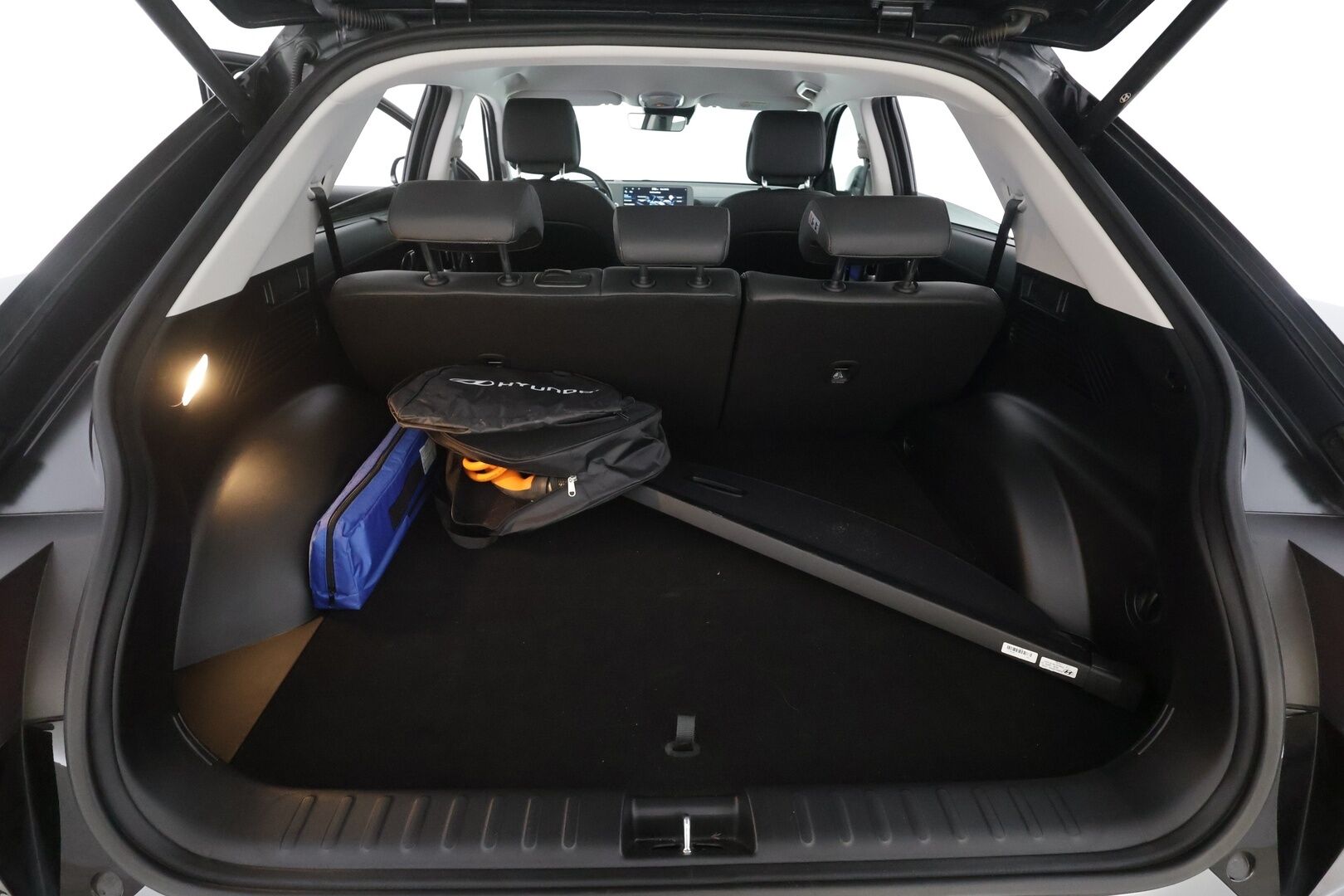 HYUNDAI IONIQ 5 2022 Project 45 AWD - | ACC | ILP | Aurinkopaneelikatto | HUD | Ilm. relax penkit | 360° | Bose | Muistipenkki | Nahat | ALV | Merkkihuollot | 