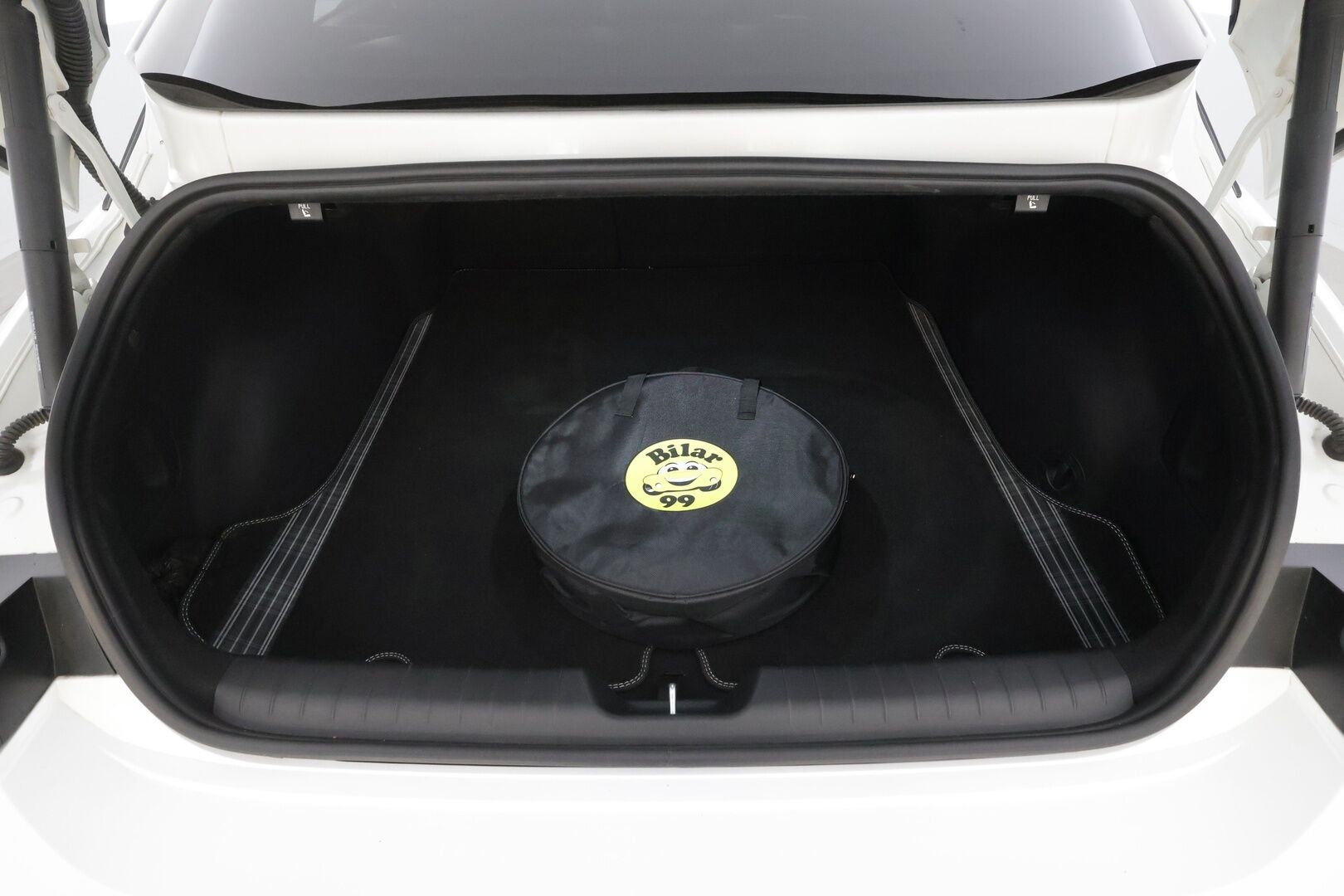 HYUNDAI IONIQ 6 2023 77 kWh 325 hv AWD First Edition - | Adapt.Vakkari | Lämpöpumppu | Vetokoukku | BOSE | Lasikattoluukku | HUD | Matrix LED |  Muistipenkki | 360 Kamera | 
