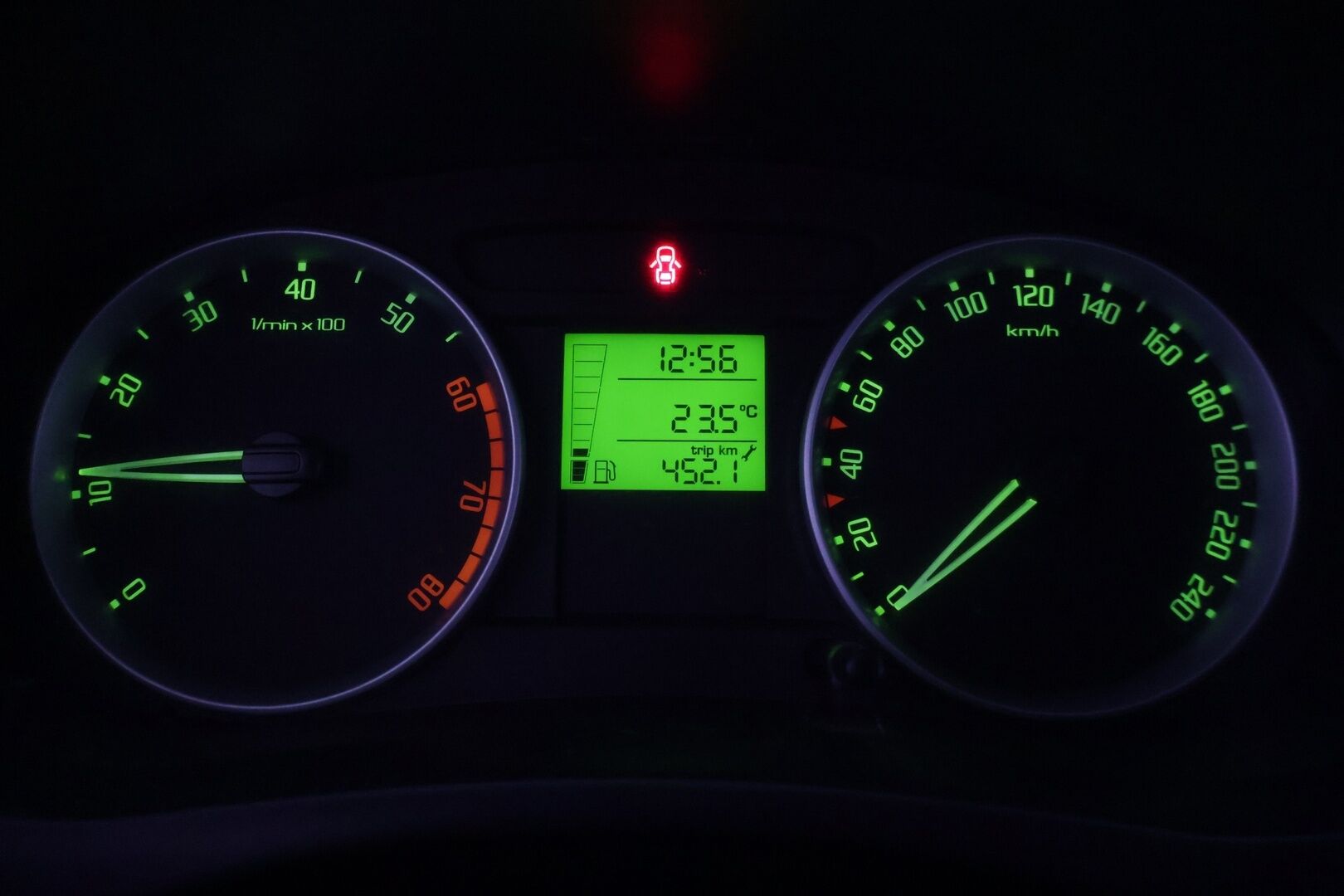Skoda Fabia 2008 Combi 1,4 16V Ambiente *Yritys Outlet- Myydään vain yrityksille!* - *Yritys Outlet- Myydään vain yrityksille!* Suomi-auto | Ilmastointi | Lämmitettävä tuulilasi | Lohkolämmitin |
