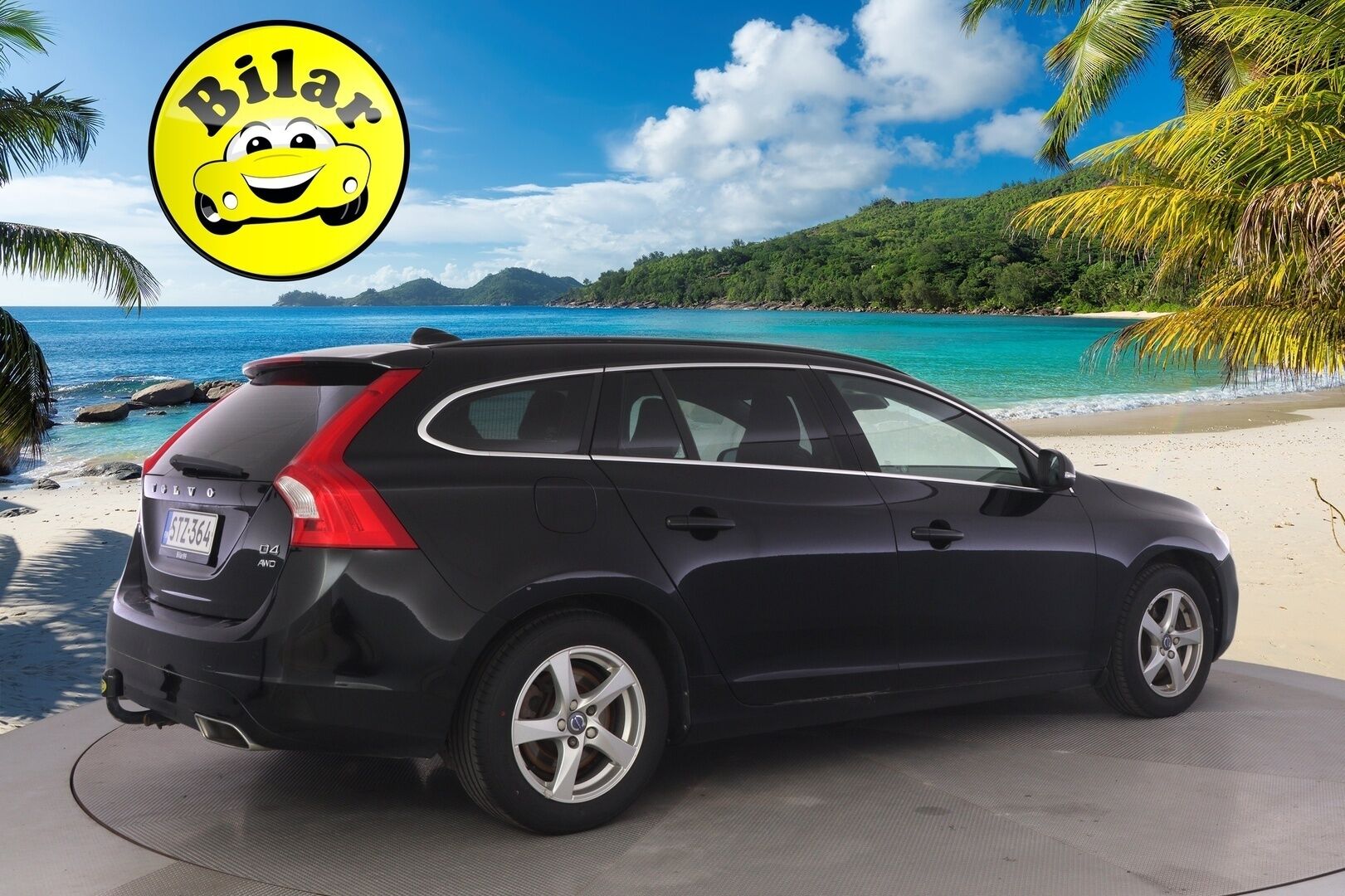 Volvo V60 2015 D4 AWD Momentum aut - | Webasto | Vetokoukku | Navi | Vakionopeudensäädin | 2x Renkaat ja vanteet | Jakopää tehty!