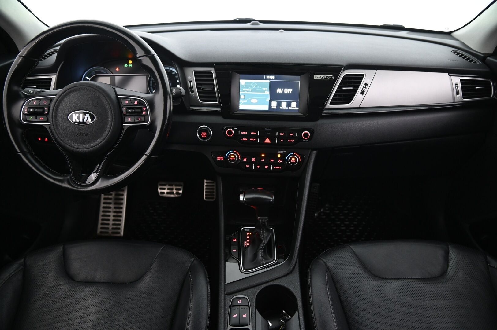 Kia Niro 2018 1,6 GDI Plug-In Hybrid DCT Advance Plus  *ACC / Nahat / Kamera / Koukku / Lohko* - 2x renkaat / Juuri Huollettu / Lämpöratti