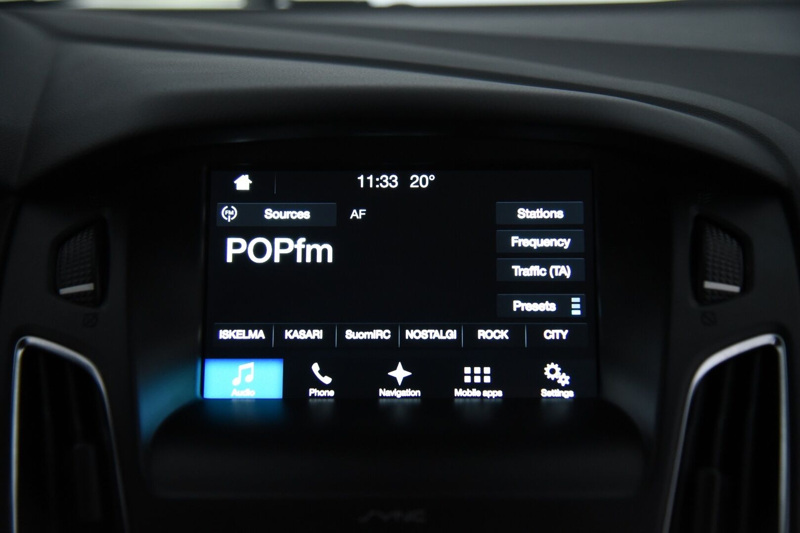 Ford Focus 2018 1,5 EcoBoost 150hv M6 ST-Line 5-ovinen / P-kamera / Navi / Ratinlämmitys / Vakkari - Apple&Android / Hyvät kesä- ja talvirenkaat aluvanteilla!