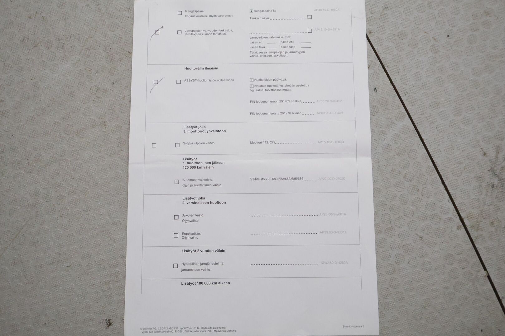 Mercedes-Benz Vito 2010 115CDI -3,2/34K tila-autopohja pitkä A3 Aut. 9P. *YritysOutlet - Myydään vain yrityksille* - **9-Paikkainen / Moottori vaihdettu / Webasto / 2x renkaat aluilla / Sähköinen liukuovi**