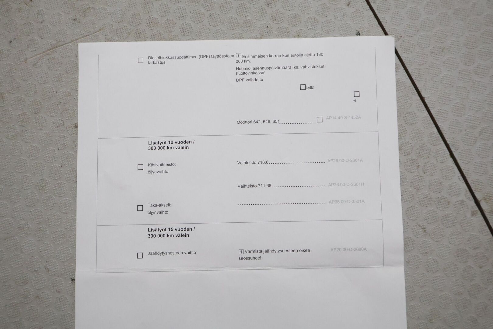 Mercedes-Benz Vito 2010 115CDI -3,2/34K tila-autopohja pitkä A3 Aut. 9P. *YritysOutlet - Myydään vain yrityksille* - **9-Paikkainen / Moottori vaihdettu / Webasto / 2x renkaat aluilla / Sähköinen liukuovi**