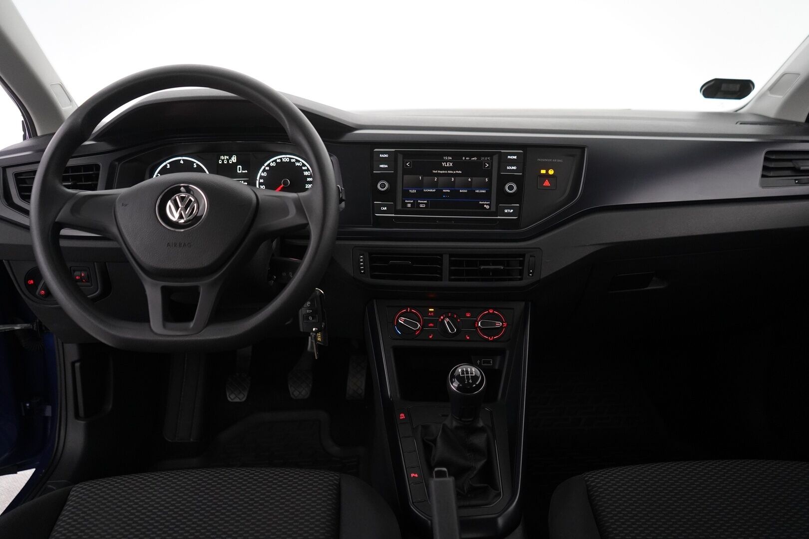 Volkswagen Polo 2019 Trendline 1,0 59 kW (80 hv) * Vakkari / Tutkat / Ilmastointi / BT * - 3,99% KORKOTARJOUS TÄHÄN AUTOON 21.9. ASTI - Suomi-auto / Kahdet renkaat 