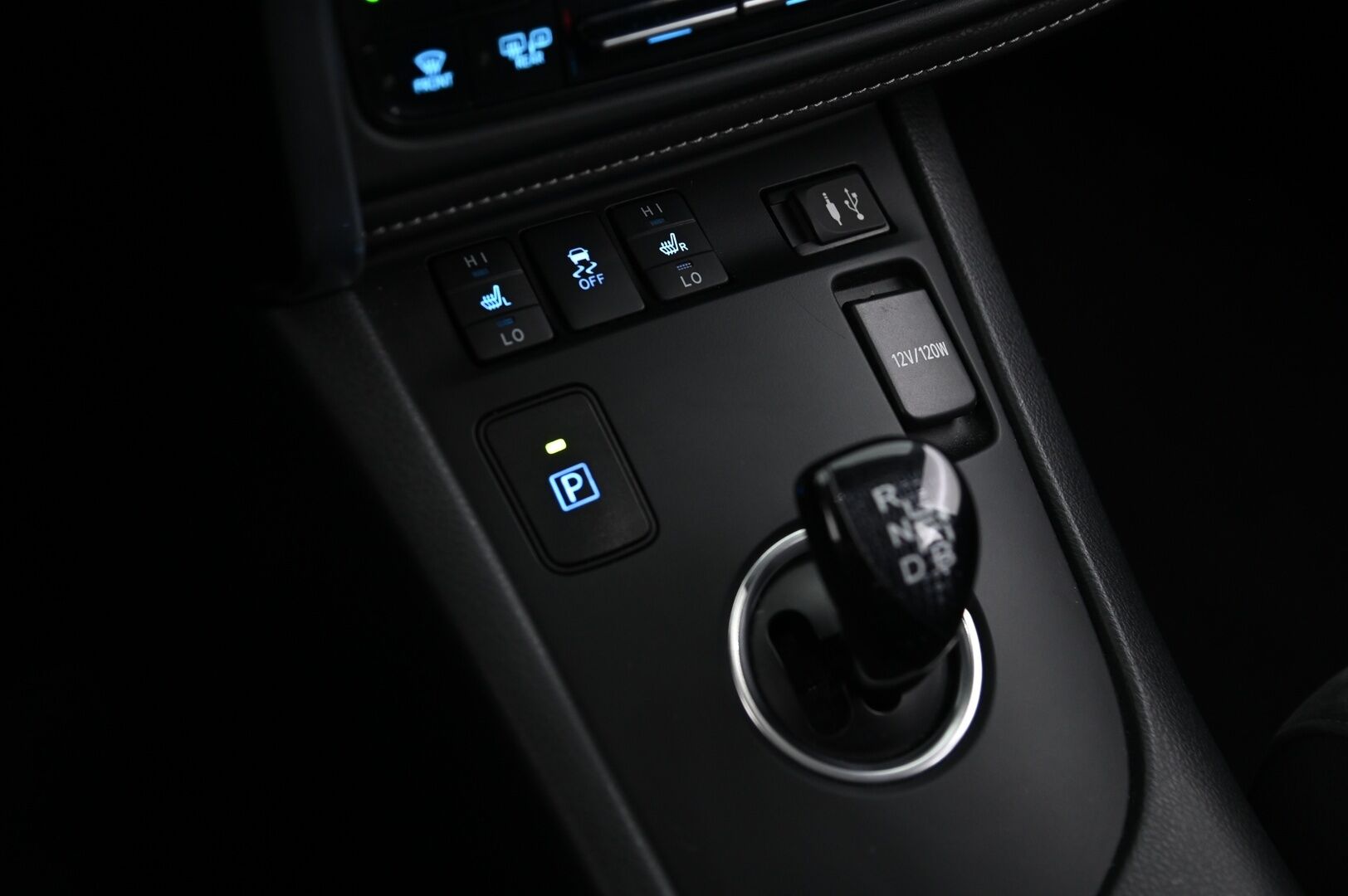 Toyota Auris 2019 Touring Sports 1,8 Hybrid Active Edition *Kaistavahti / Lohko / Merkkihuollot* - *Suomi-auto / P Kamera / 2x alut*