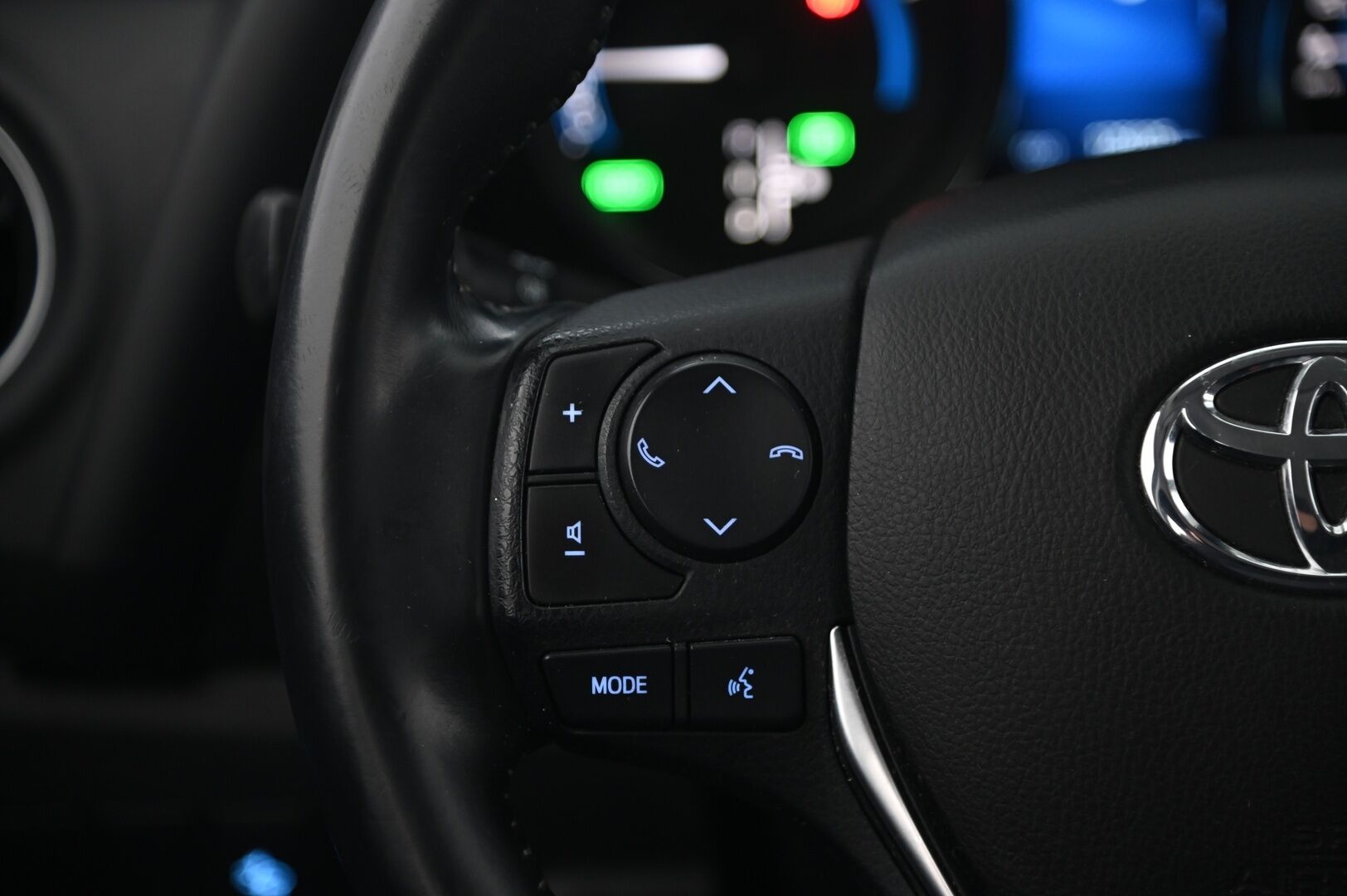 Toyota Auris 2019 Touring Sports 1,8 Hybrid Active Edition *Kaistavahti / Lohko / Merkkihuollot* - *Suomi-auto / P Kamera / 2x alut*