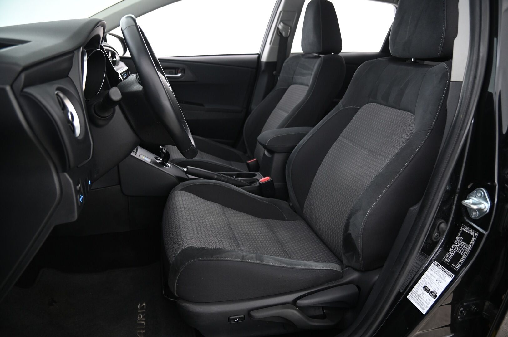 Toyota Auris 2019 Touring Sports 1,8 Hybrid Active Edition *Kaistavahti / Lohko / Merkkihuollot* - *Suomi-auto / P Kamera / 2x alut*