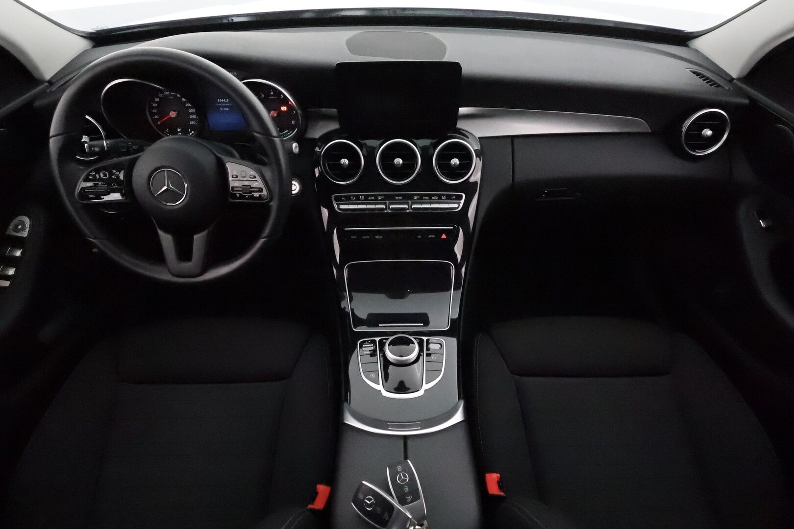 Mercedes-Benz C 2019 200 4Matic T A Business **Distronic+ / P.kamera / LED / Sähköluukku** - Suomi-auto / Kahdet renkaat aluvanteilla