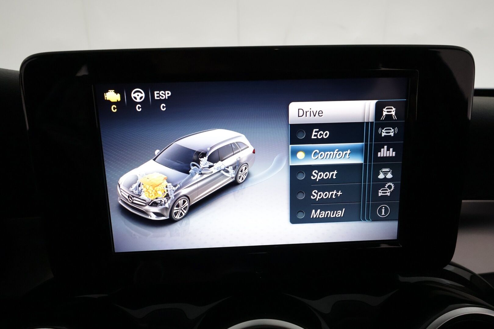 Mercedes-Benz C 2019 200 4Matic T A Business **Distronic+ / P.kamera / LED / Sähköluukku** - Suomi-auto / Kahdet renkaat aluvanteilla