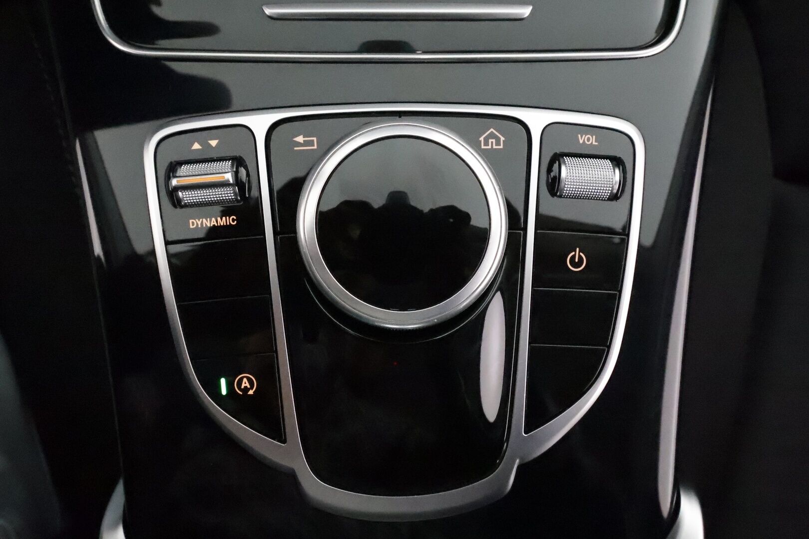 Mercedes-Benz C 2019 200 4Matic T A Business **Distronic+ / P.kamera / LED / Sähköluukku** - Suomi-auto / Kahdet renkaat aluvanteilla - Osta nyt, maksa vasta ensi vuonna