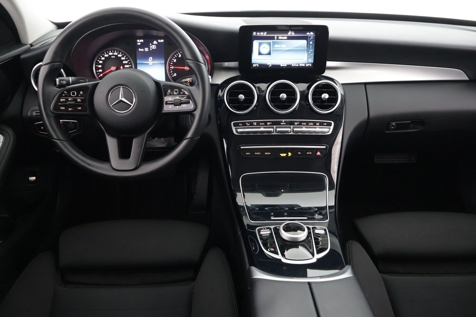 Mercedes-Benz C 2019 200 T A Business - Suomi-auto / LED high performance / Sporttipenkit / Lohkolämmitin
