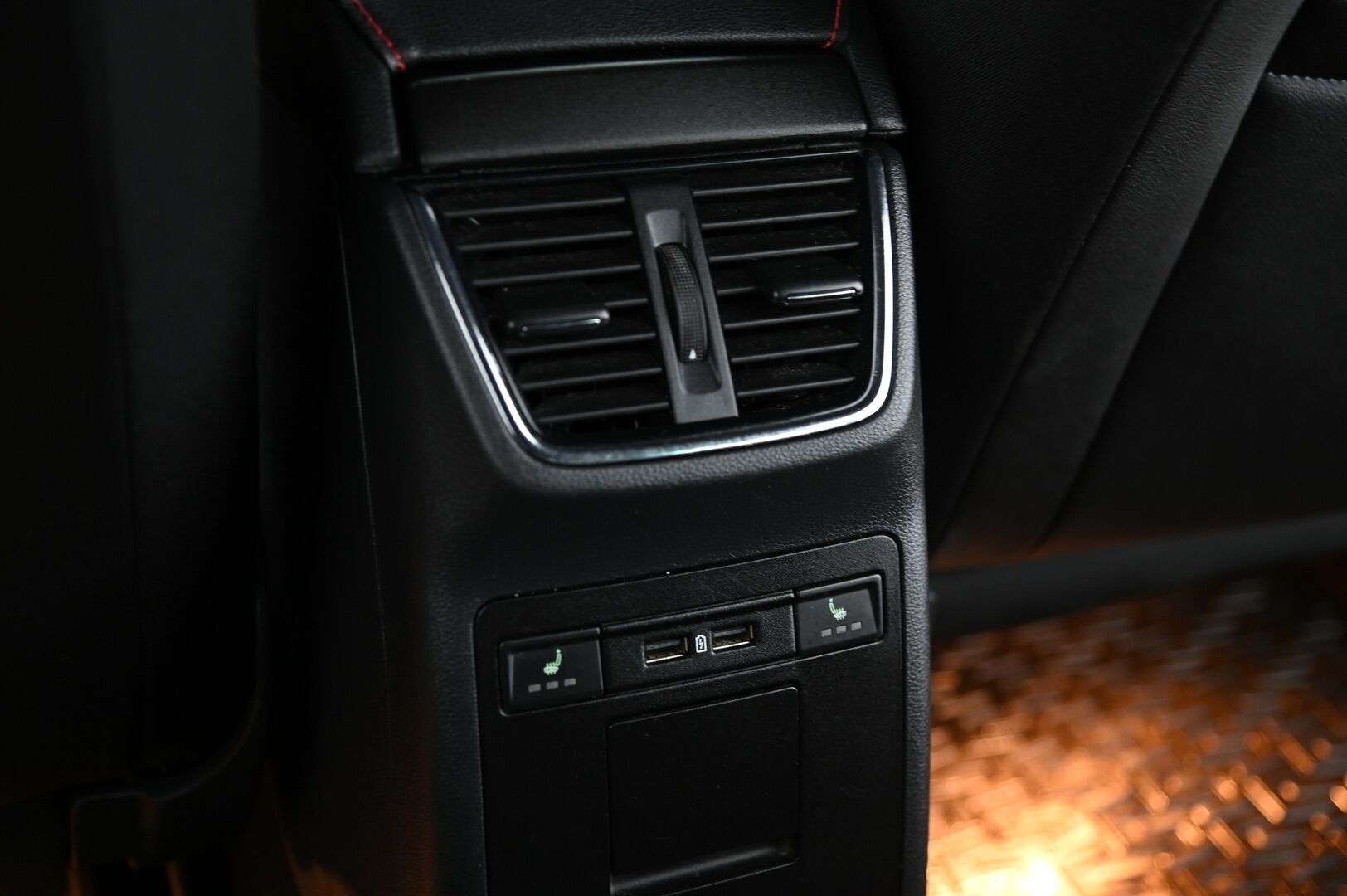 Skoda Octavia 2019 *Combi 2,0 TDI 184 4x4 RS DSG Autom. *ACC / BLIS / Webasto / P-Kamera / Kessy* - *Suomi-Auto / Urheiluistuimet / Suksiluukku / Vetokoukku*