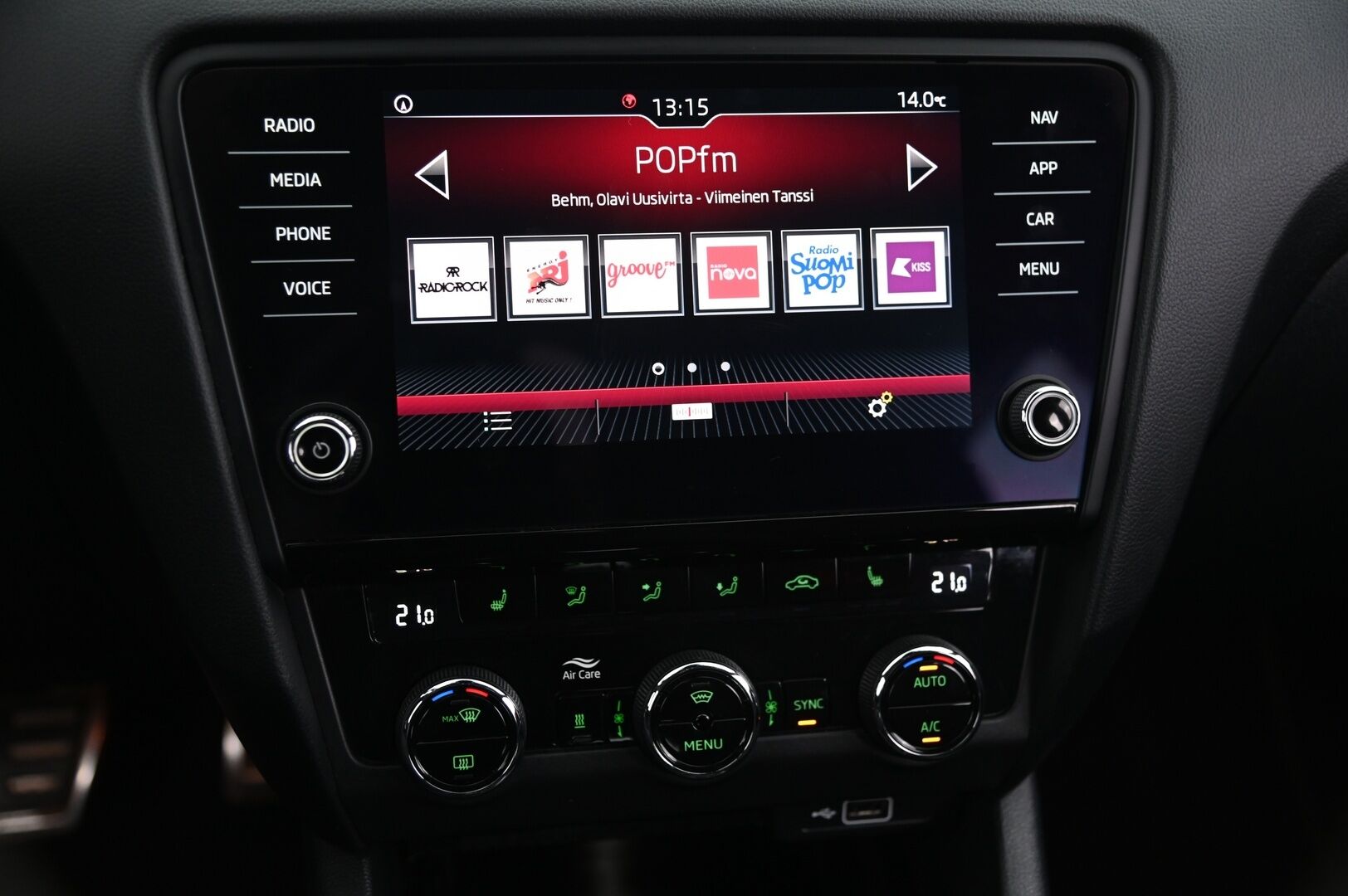 Skoda Octavia 2019 Combi 2,0 TDI 184 RS DSG Autom *Webasto / Lämmitettävä Ratti & Tuulilasi / ACC / P.kamera - Näyttävä yksillö hyvällä värillä / 2x renkaat / Suomiauto