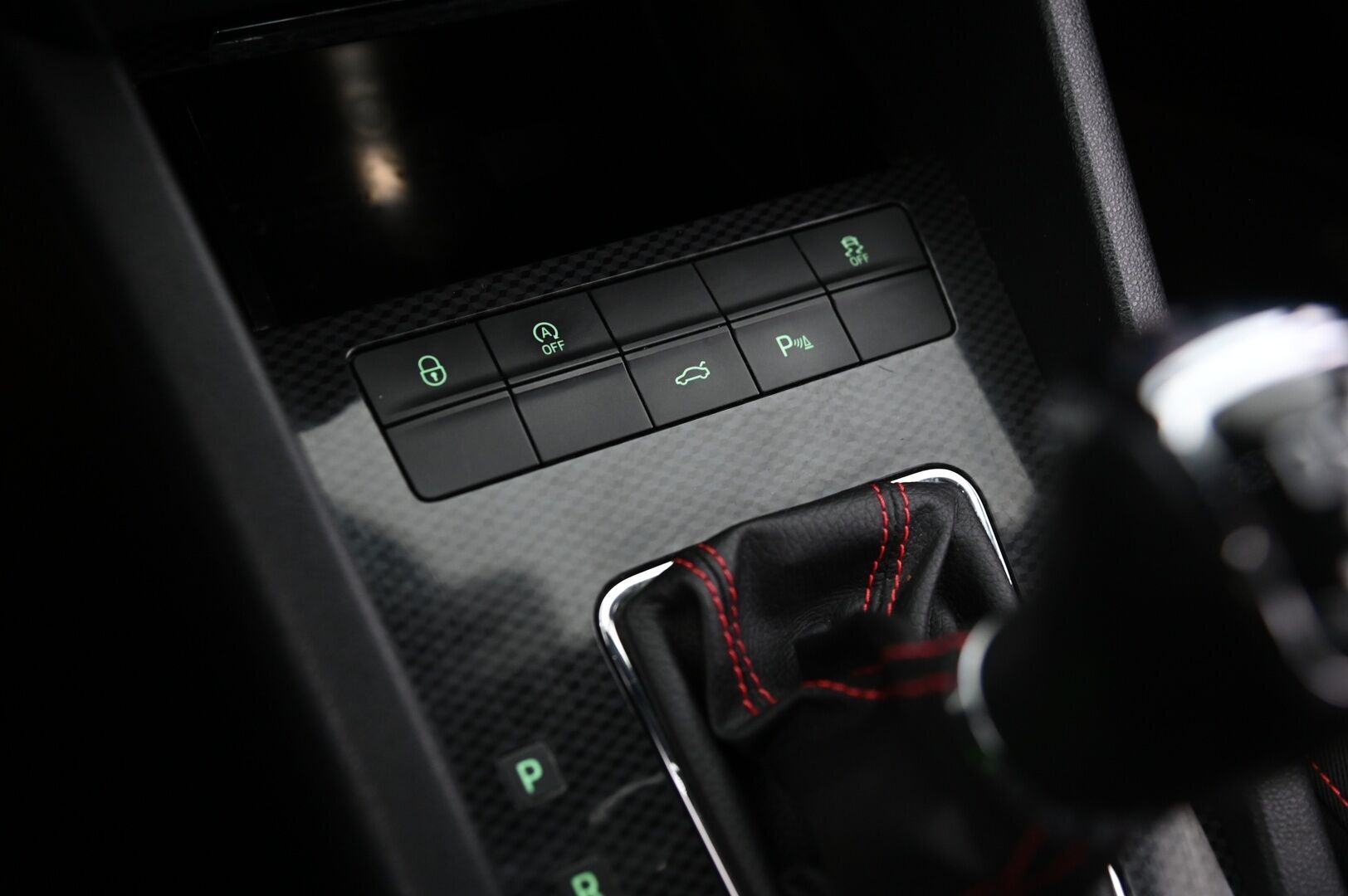 Skoda Octavia 2019 Combi 2,0 TDI 184 RS DSG Autom *Webasto / Lämmitettävä Ratti & Tuulilasi / ACC / P.kamera - Näyttävä yksillö hyvällä värillä / 2x renkaat / Suomiauto