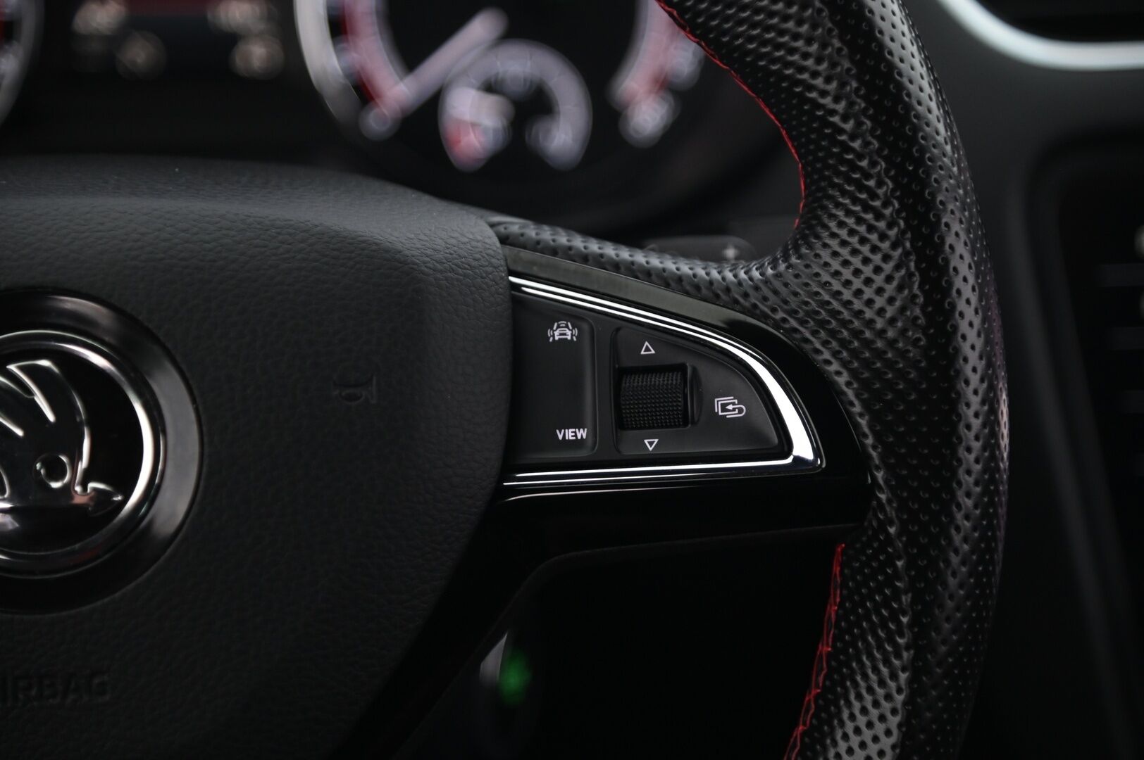 Skoda Octavia 2019 Combi 2,0 TDI 184 RS DSG Autom *Webasto / Lämmitettävä Ratti & Tuulilasi / ACC / P.kamera - Näyttävä yksillö hyvällä värillä!* - HULLU BLACKWEEK KORKOTARJOUS 2,49%