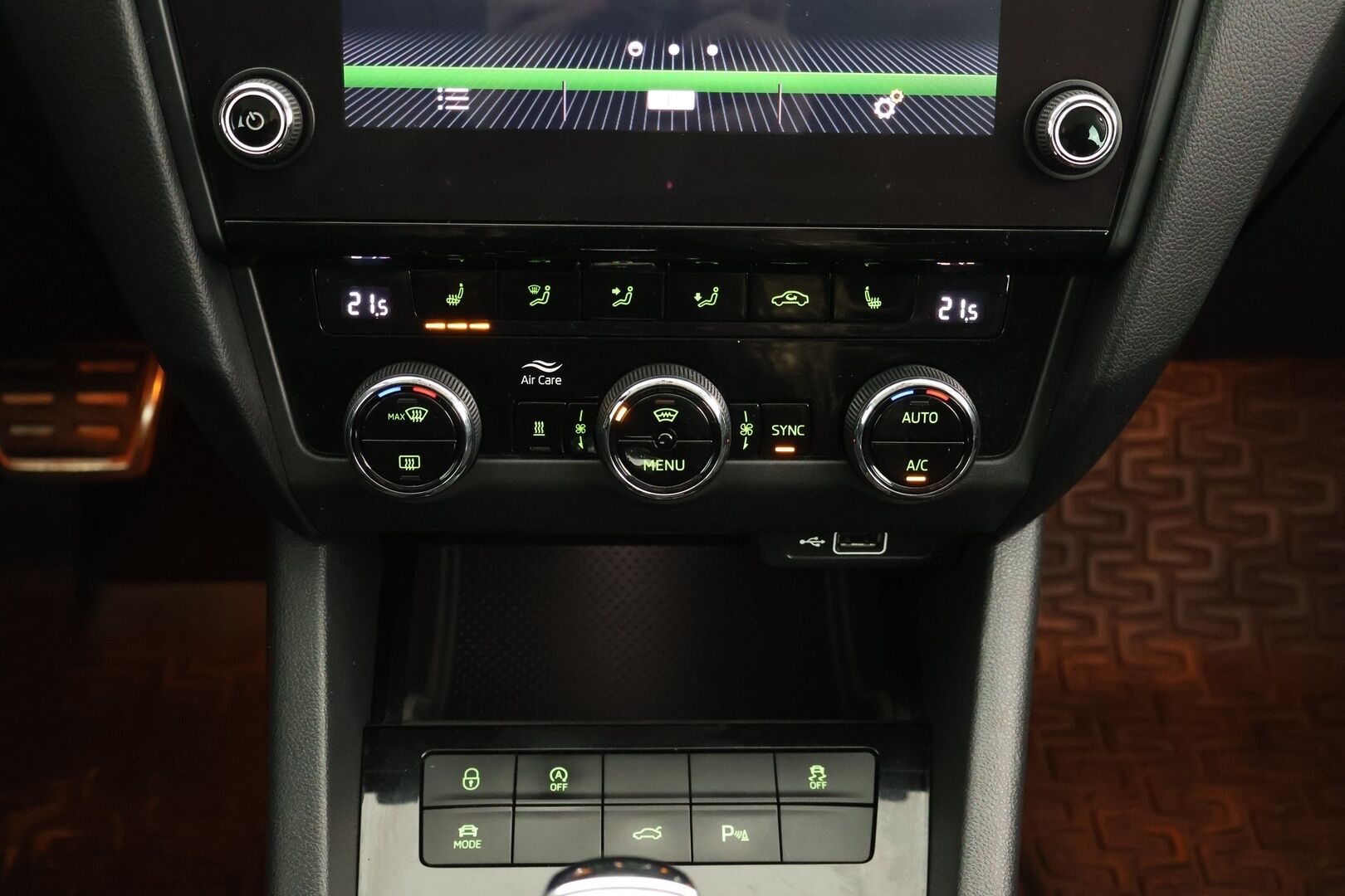 Skoda Octavia 2019 Combi 2,0 TDI 184 4x4 Scout DSG Autom. - | Suomi-auto | Adapt.vakkari | P.kamera | LED | Koukku | Ratinlämmitin | Webasto | Lämmitettävä tuulilasi | Sähköluukku | 
