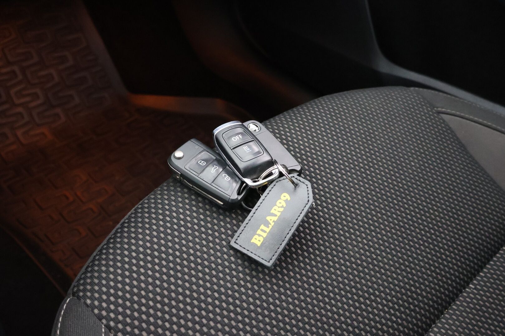 Skoda Octavia 2019 Combi 2,0 TDI 184 4x4 Scout DSG Autom. - | Suomi-auto | Adapt.vakkari | P.kamera | LED | Koukku | Ratinlämmitin | Webasto | Lämmitettävä tuulilasi | Sähköluukku | 