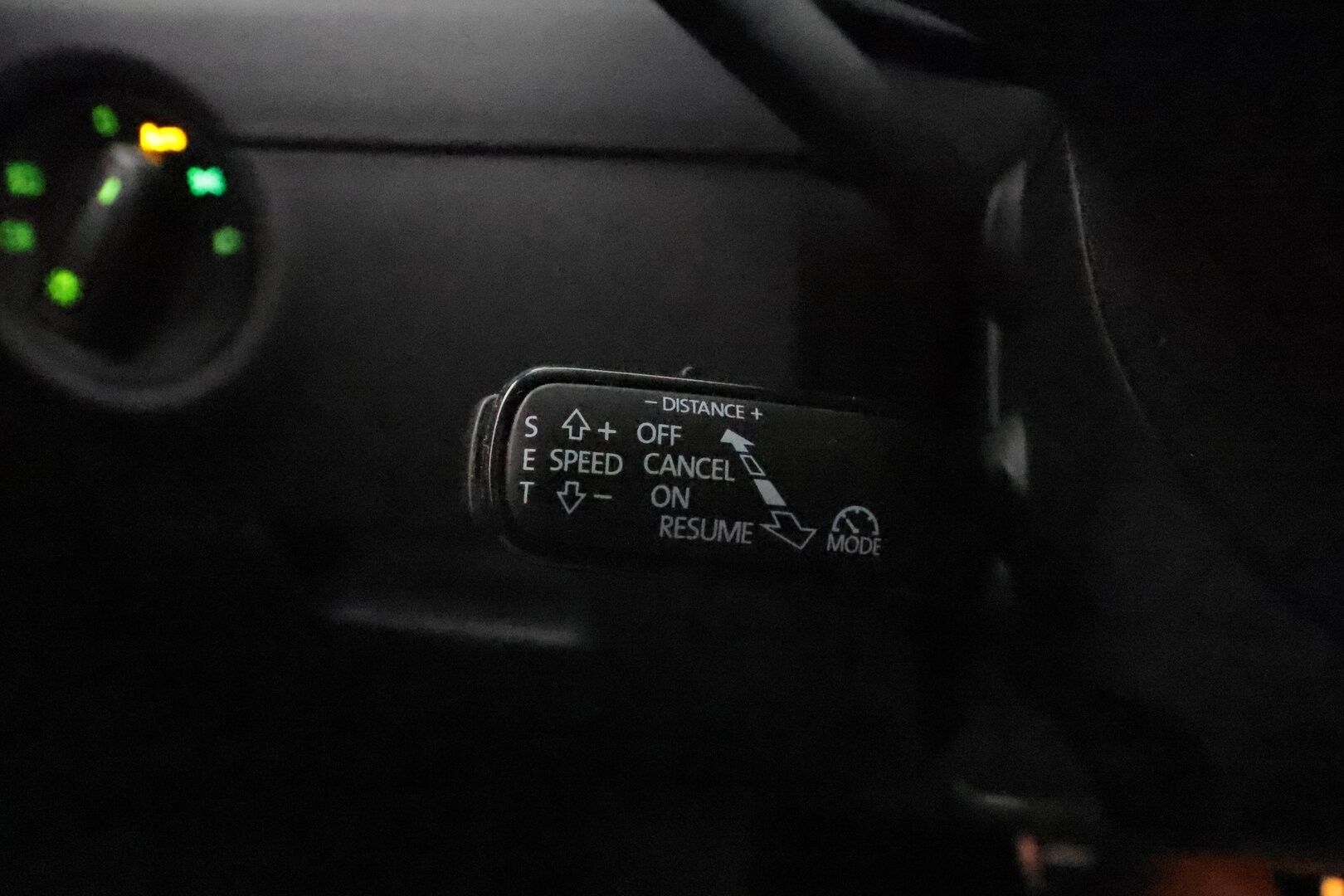 Skoda Octavia 2019 Combi 2,0 TDI 184 4x4 Scout DSG Autom. **Adapt.vakkari / P.kamera / LED / Koukku / Ratinlämmitin / Webasto** - Suomi-auto / Merkkihuollettu / Kahdet renkaat aluvanteilla / Penkinlämmittimet takana / Lämmitettävä tuulilasi / Sähköluukku