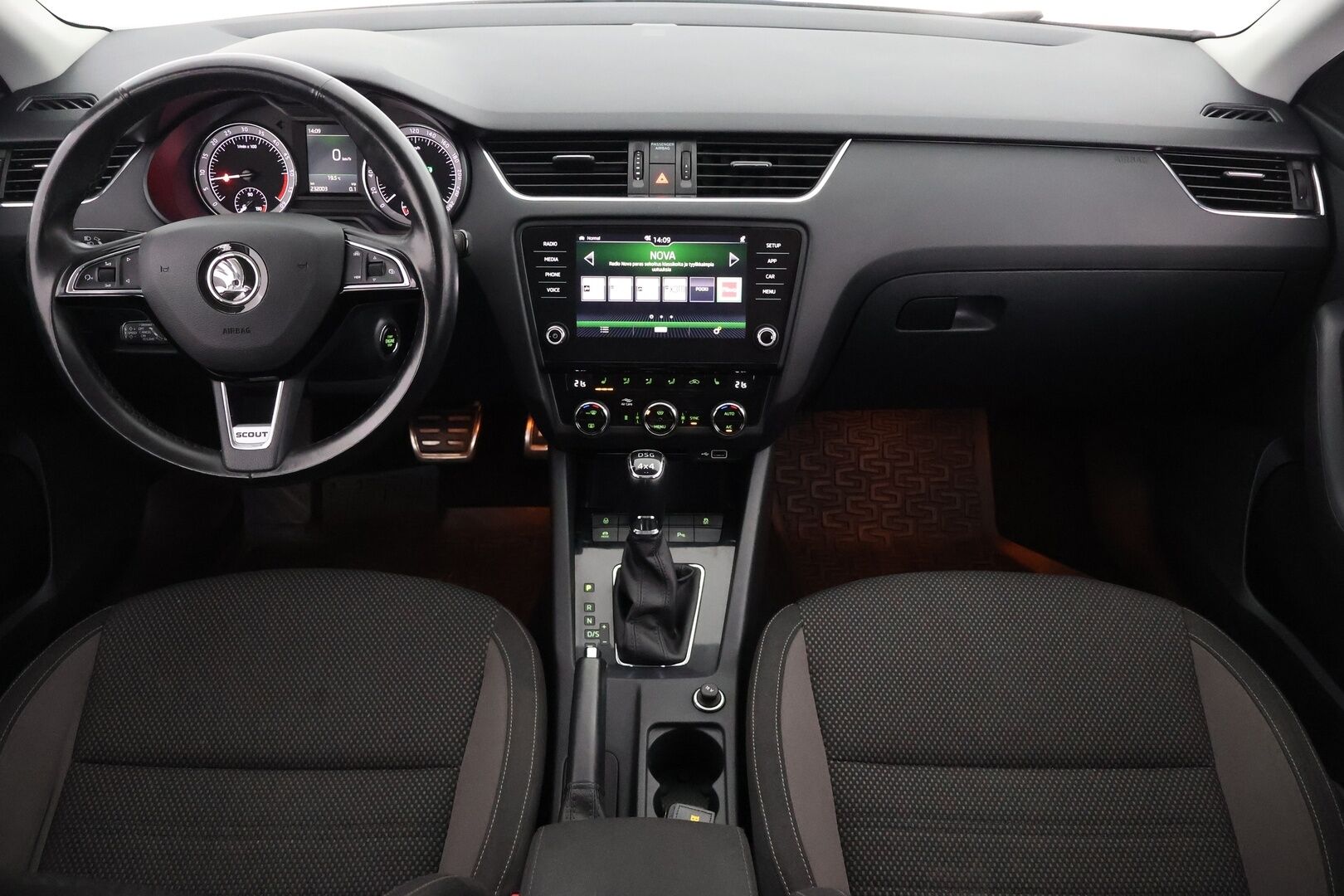 Skoda Octavia 2019 Combi 2,0 TDI 184 4x4 Scout DSG Autom. - | Suomi-auto | Adapt.vakkari | P.kamera | LED | Koukku | Ratinlämmitin | Webasto | Lämmitettävä tuulilasi | Sähköluukku | 