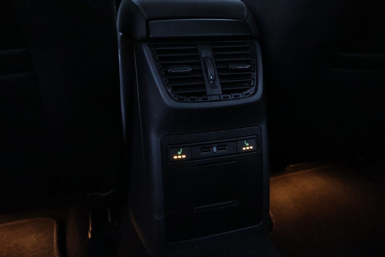 Skoda Octavia 2019 Combi 2,0 TDI 184 4x4 Scout DSG Autom. - Webasto / Adapt. Vakkari / BLIS / P.Kamera / Keyless / Ratinlämmitin / Sähköluukku / Vetokoukku