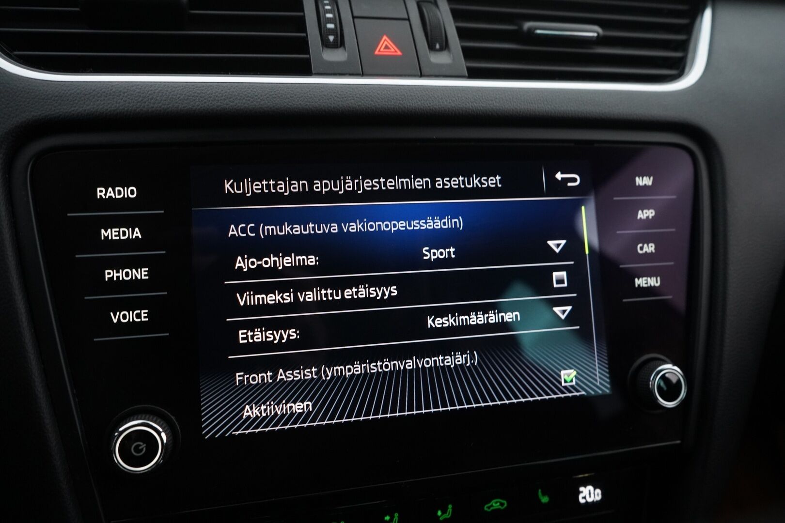 Skoda Octavia 2019 Combi 2,0 TDI 184 4x4 RS DSG Autom. *ACC / Webasto / P-kamera / Koukku / Navi* - Juuri huollettu / Jakopää juuri vaihdettu / Kahdet Skodan alut / Kattavat huollot