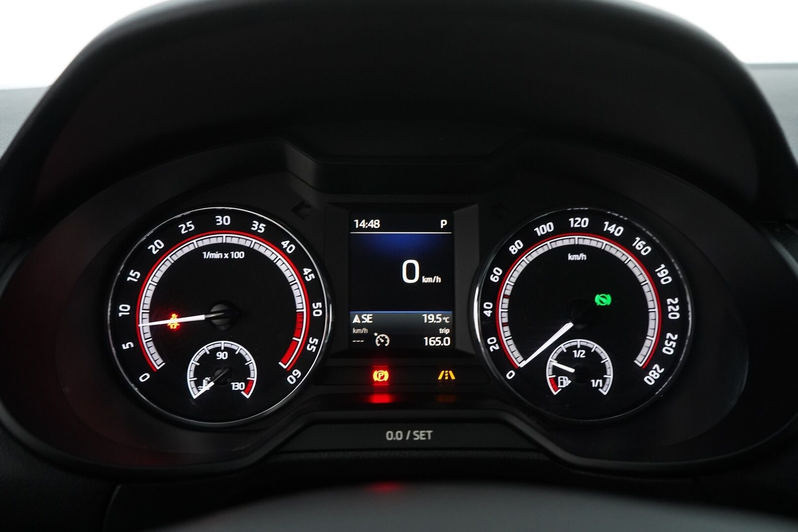 Skoda Octavia 2019 Combi 2,0 TDI 184 4x4 RS DSG Autom. *ACC / Webasto / P-kamera / Koukku / Navi* - Juuri huollettu / Jakopää juuri vaihdettu / Kahdet Skodan alut / Kattavat huollot