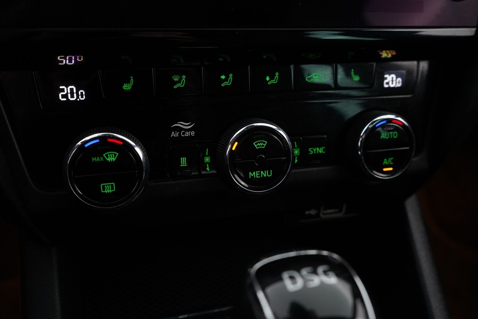 Skoda Octavia 2019 Combi 2,0 TDI 184 4x4 RS DSG Autom. *ACC / Webasto / P-kamera / Koukku / Navi* - Juuri huollettu / Jakopää juuri vaihdettu / Kahdet Skodan alut / Kattavat huollot