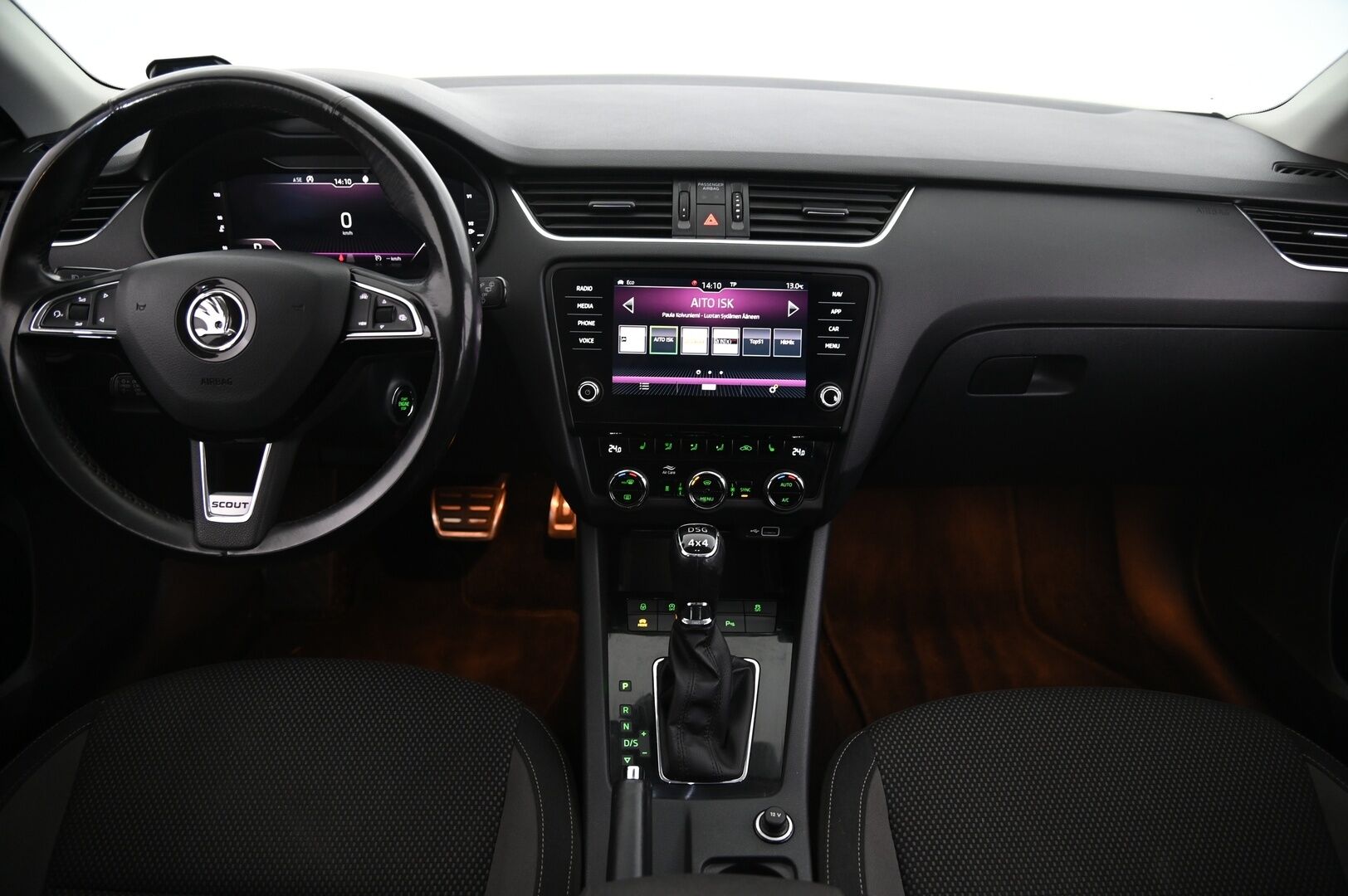 Skoda Octavia 2019 Combi 2,0 TDI 184 4x4 Scout BusinessLine DSG Autom. / Digimittaristo / Webasto / ACC / Peruutuskamera / Navi / Vetokoukku / - HULLU BLACKWEEK KORKOTARJOUS 2,49%