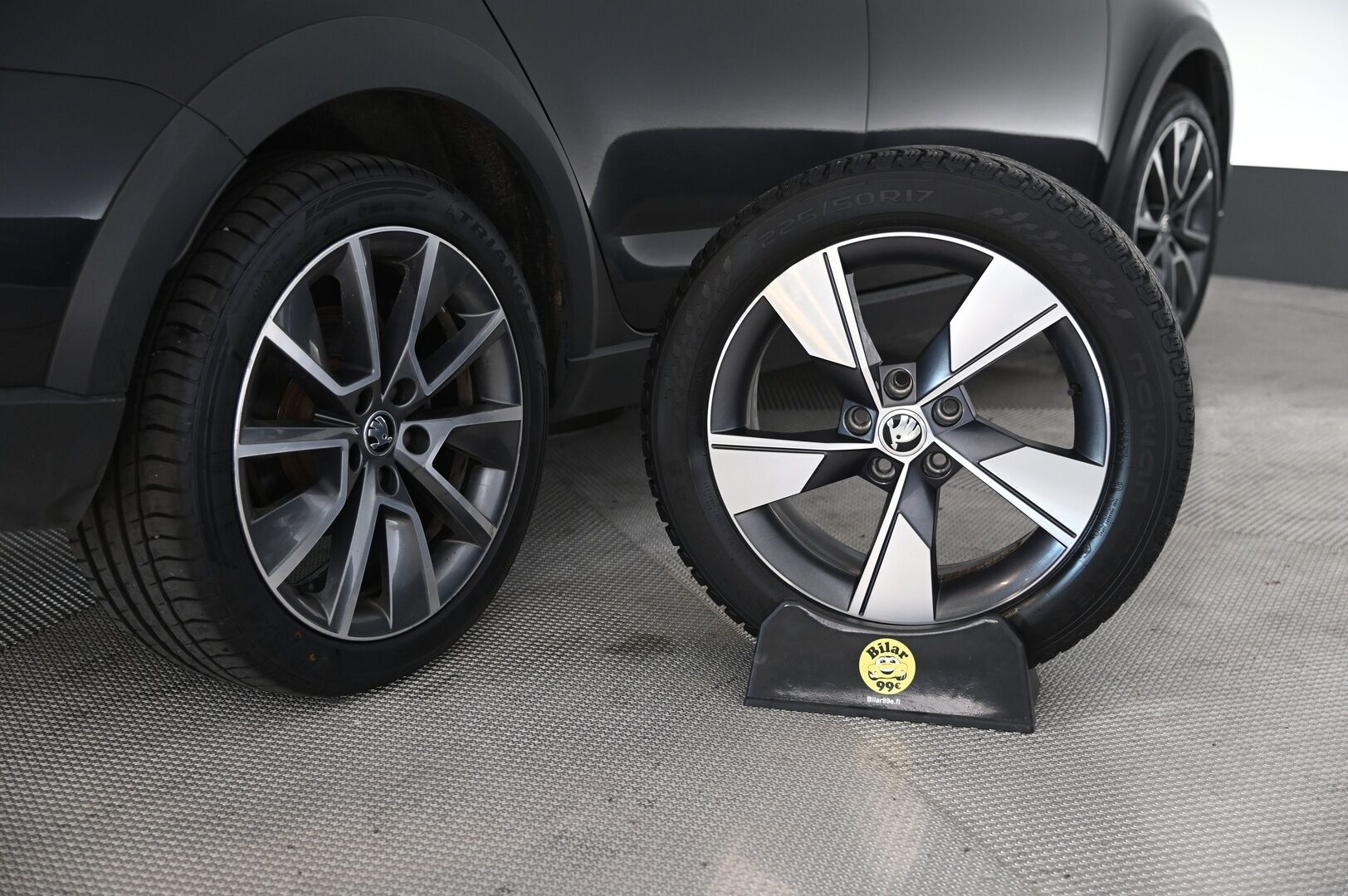 Skoda Octavia 2019 Combi 2,0 TDI 184 4x4 Scout BusinessLine DSG Autom. / Digimittaristo / Webasto / ACC / Peruutuskamera / Navi / Vetokoukku / - HULLU BLACKWEEK KORKOTARJOUS 2,49%